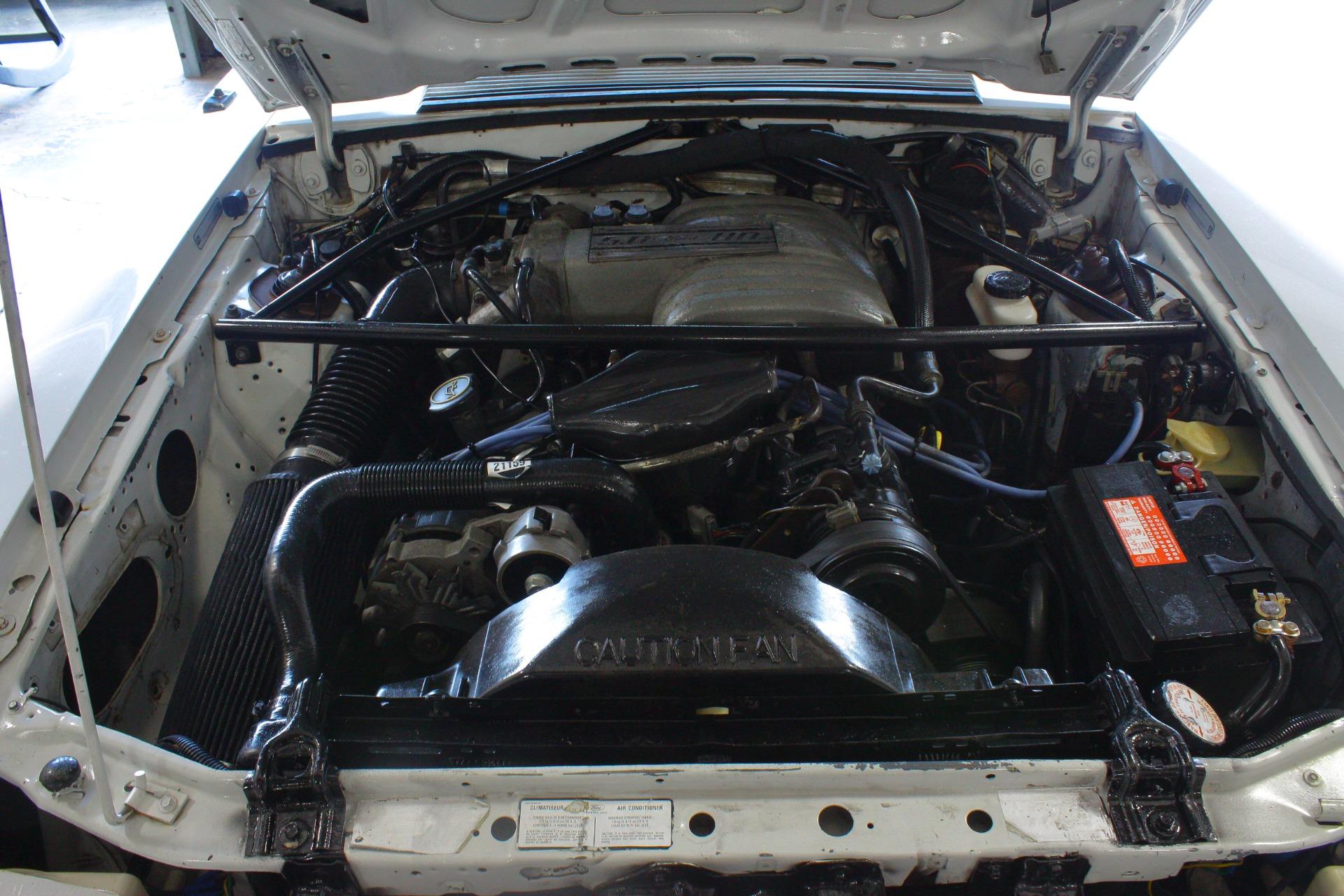 1987 Ford Mustang GT 9