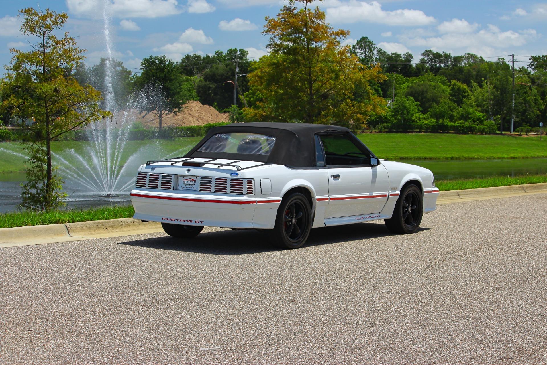 1987 Ford Mustang GT 82