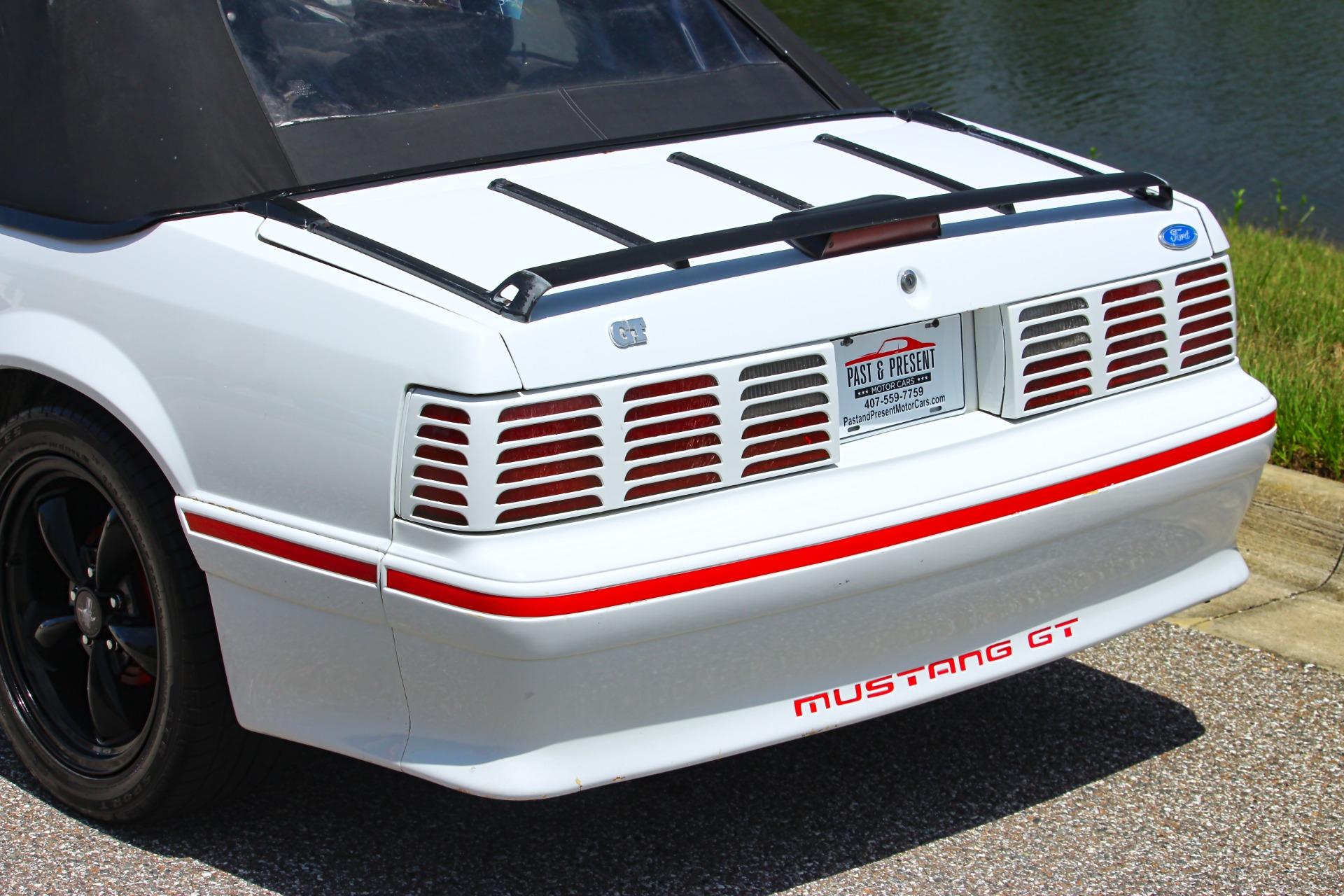 1987 Ford Mustang GT 65
