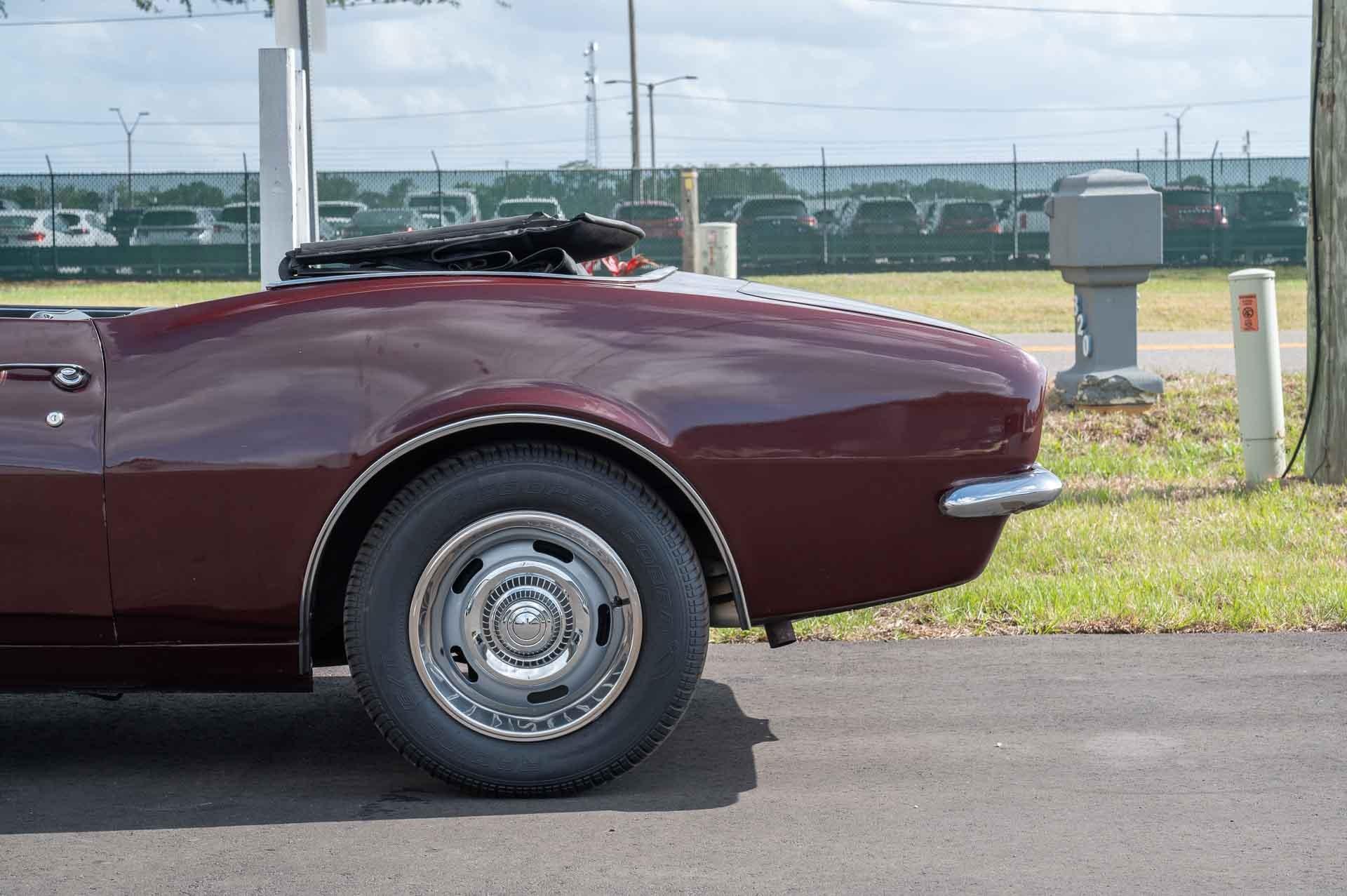 1967 Chevrolet Camaro 23