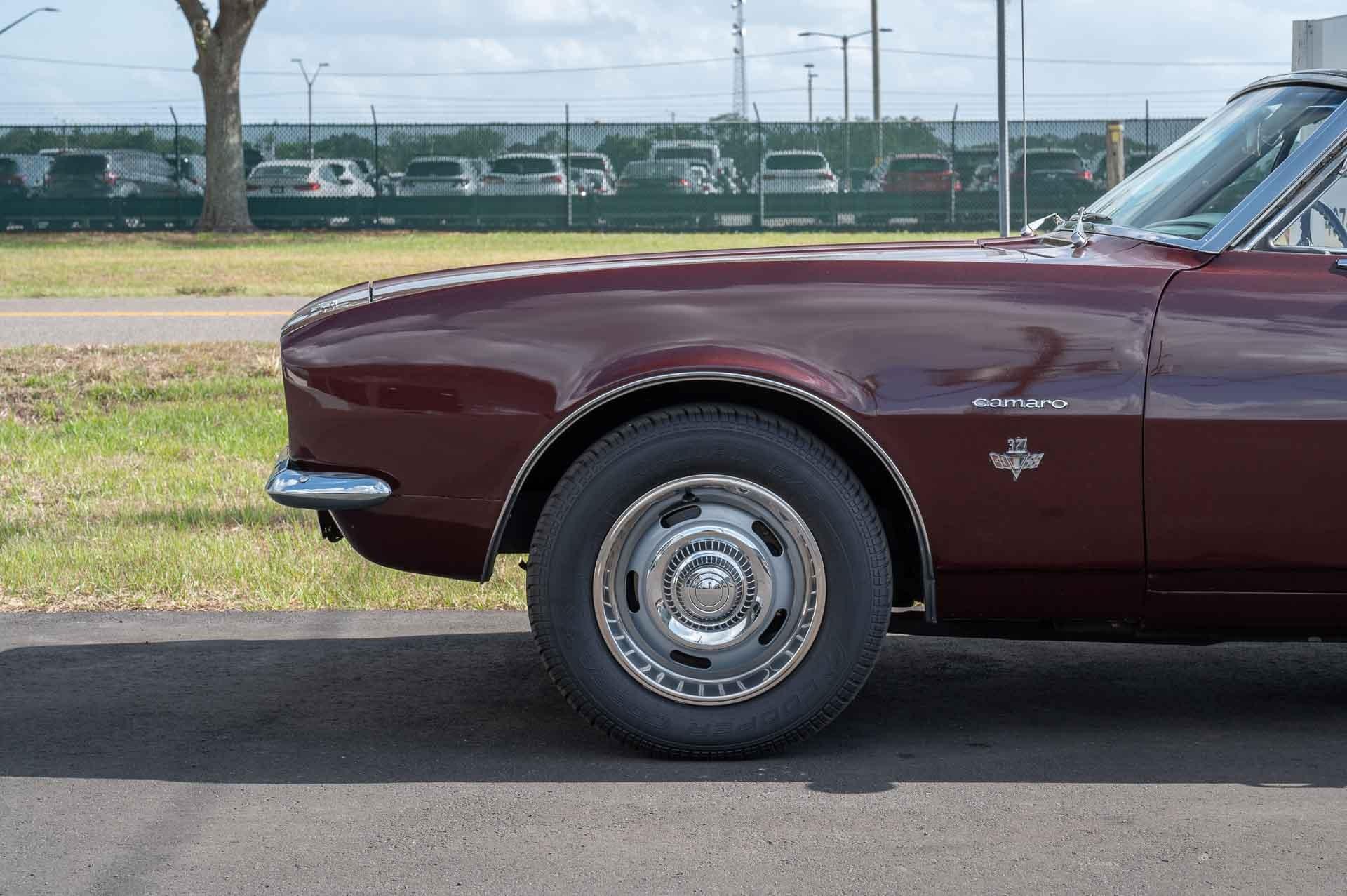 1967 Chevrolet Camaro 25