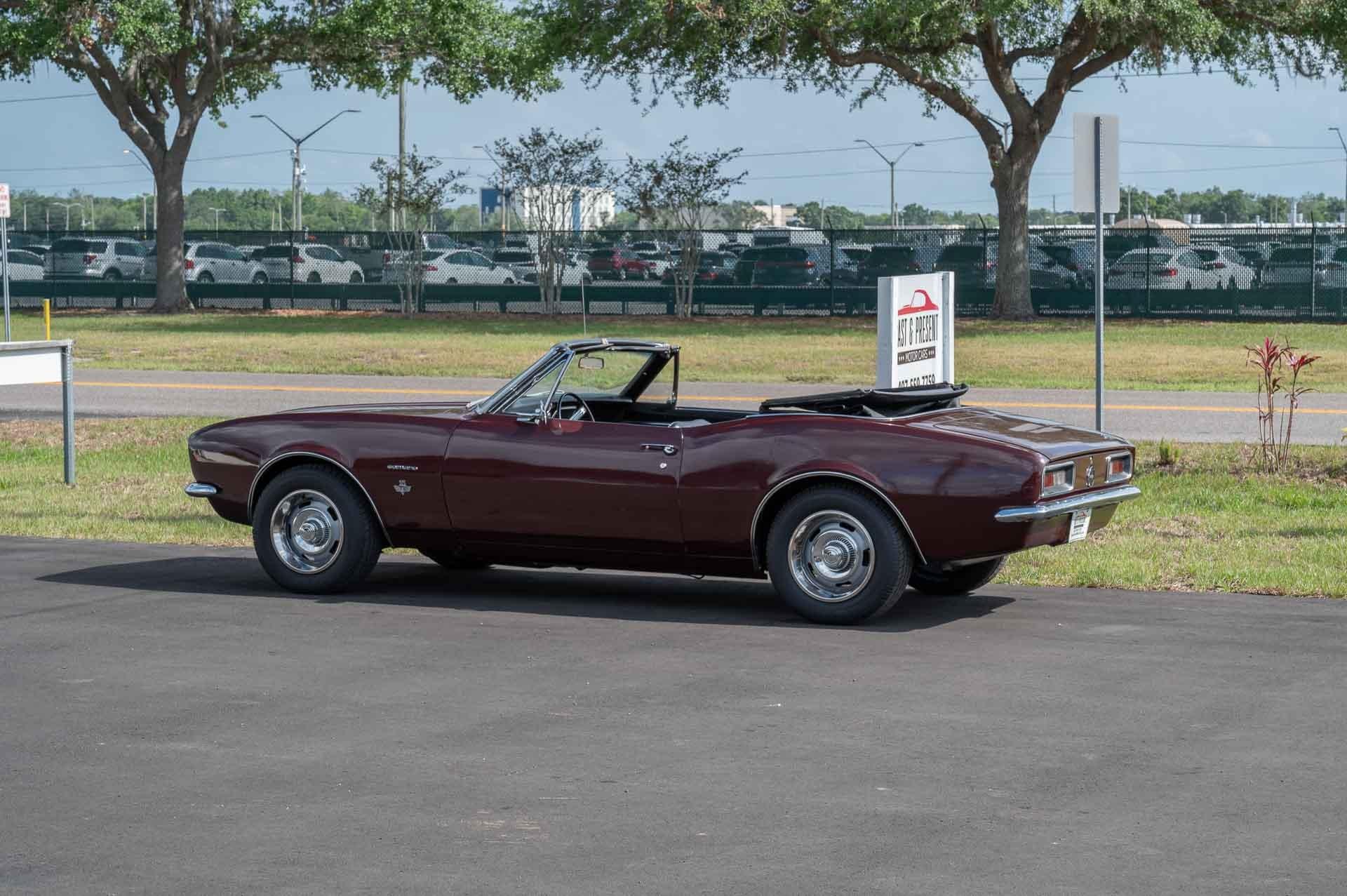 1967 Chevrolet Camaro 19