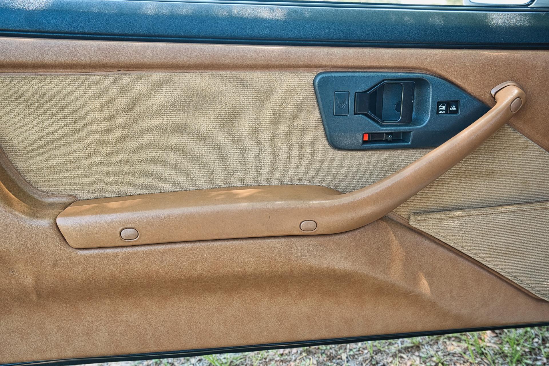 1989 Pontiac Trans AM 98