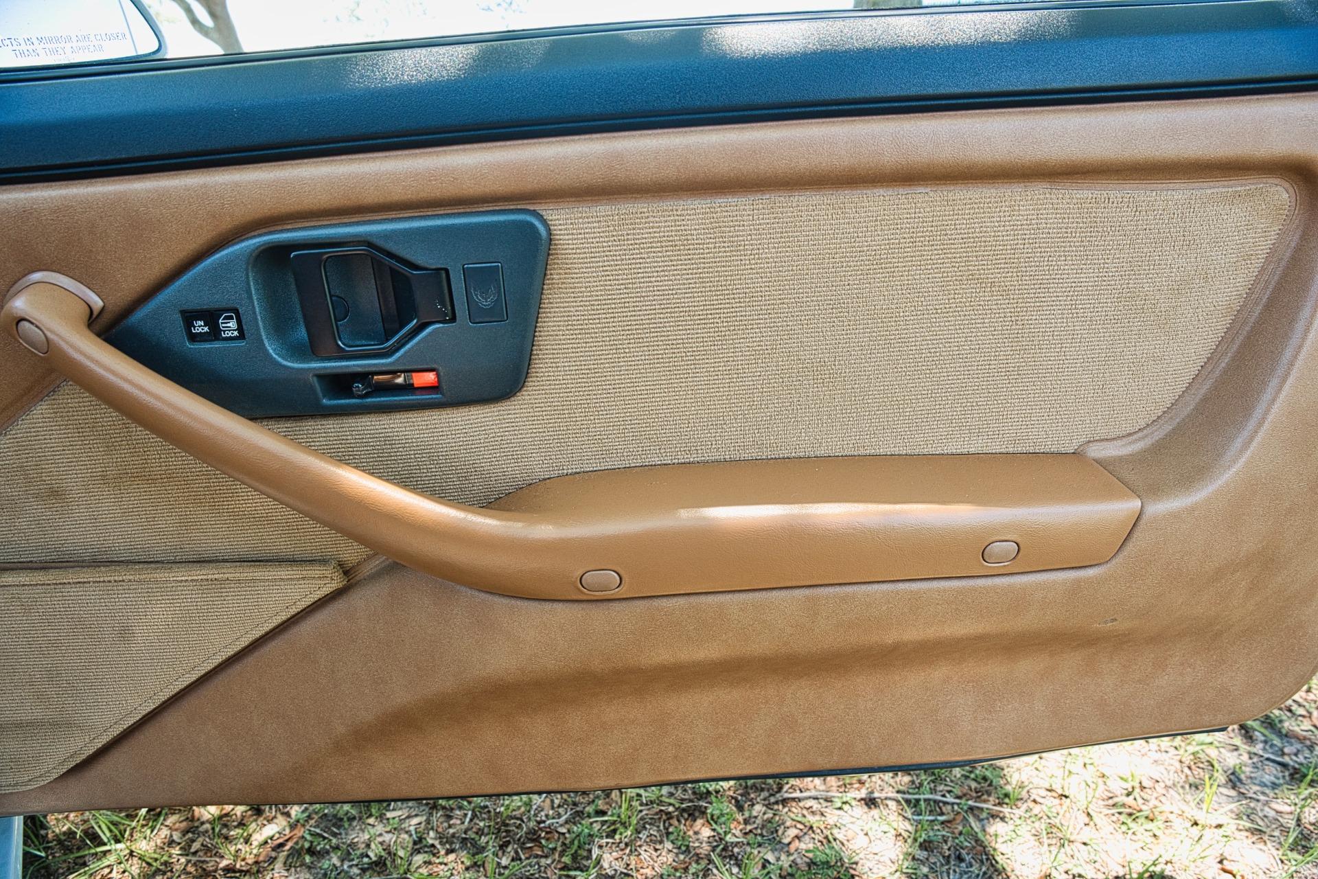 1989 Pontiac Trans AM 113
