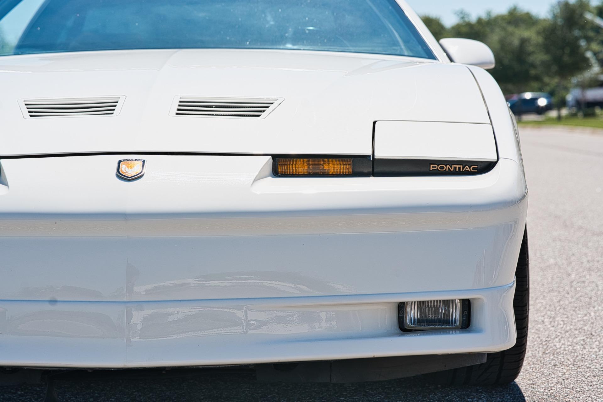 1989 Pontiac Trans AM 31