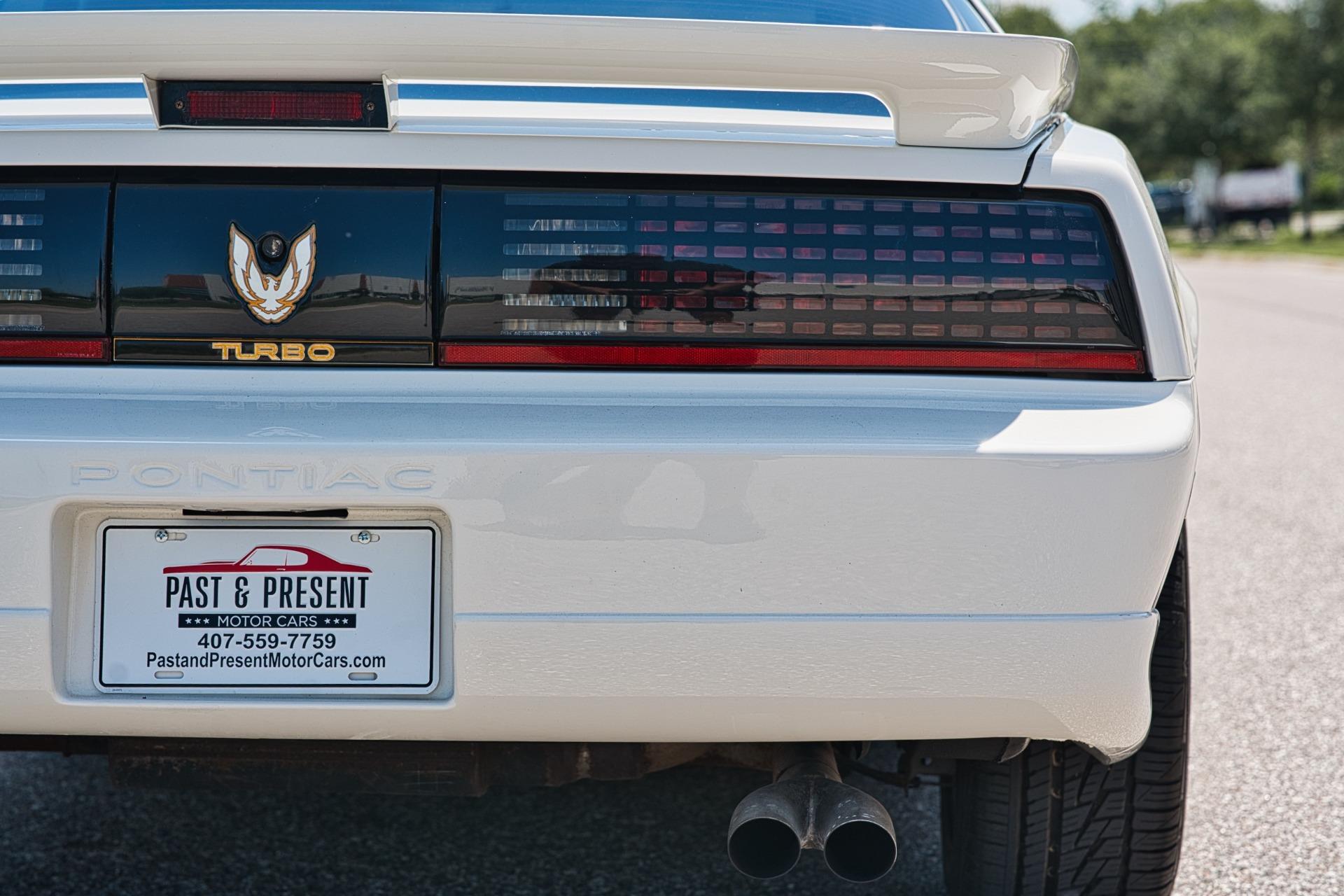 1989 Pontiac Trans AM 74