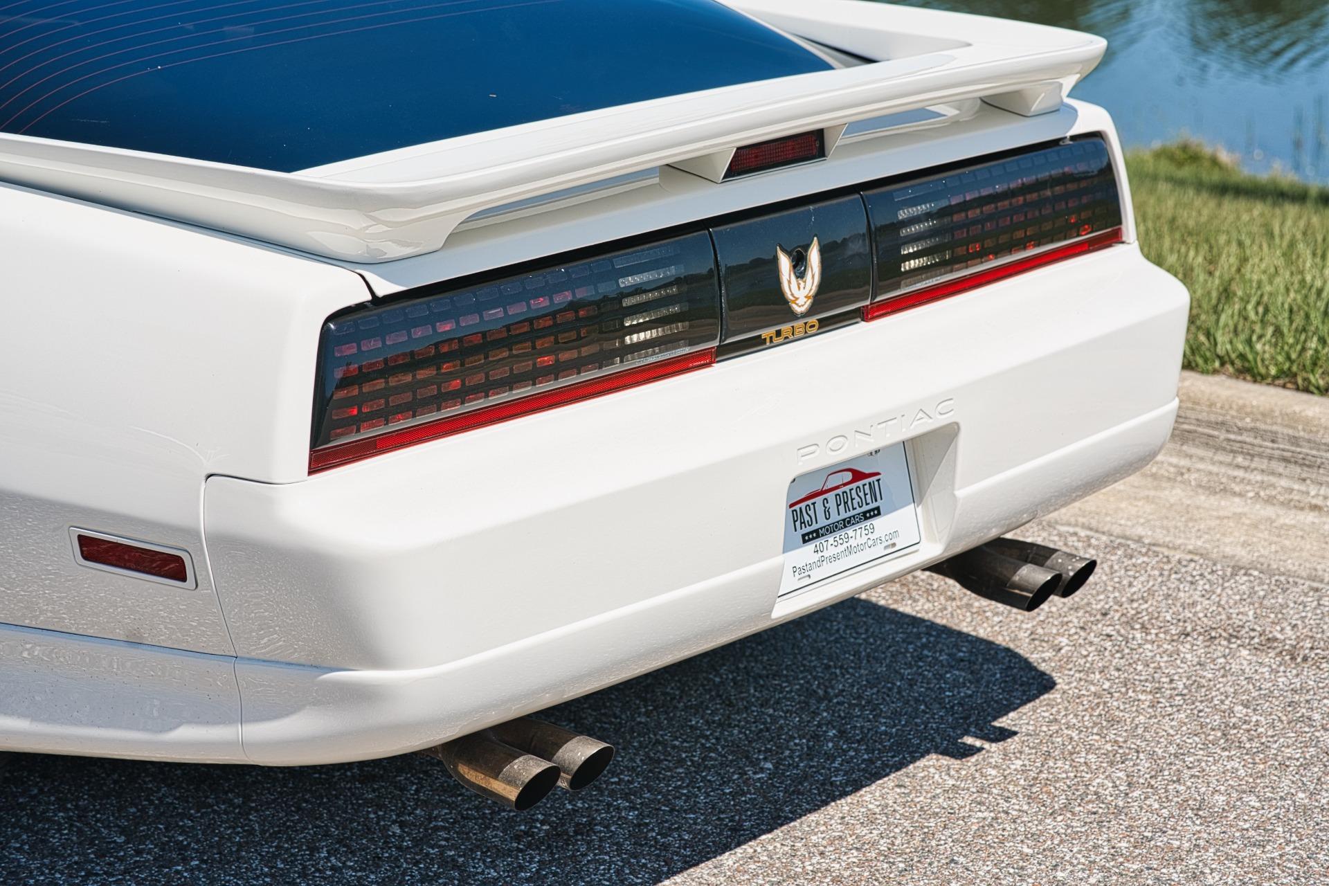 1989 Pontiac Trans AM 37