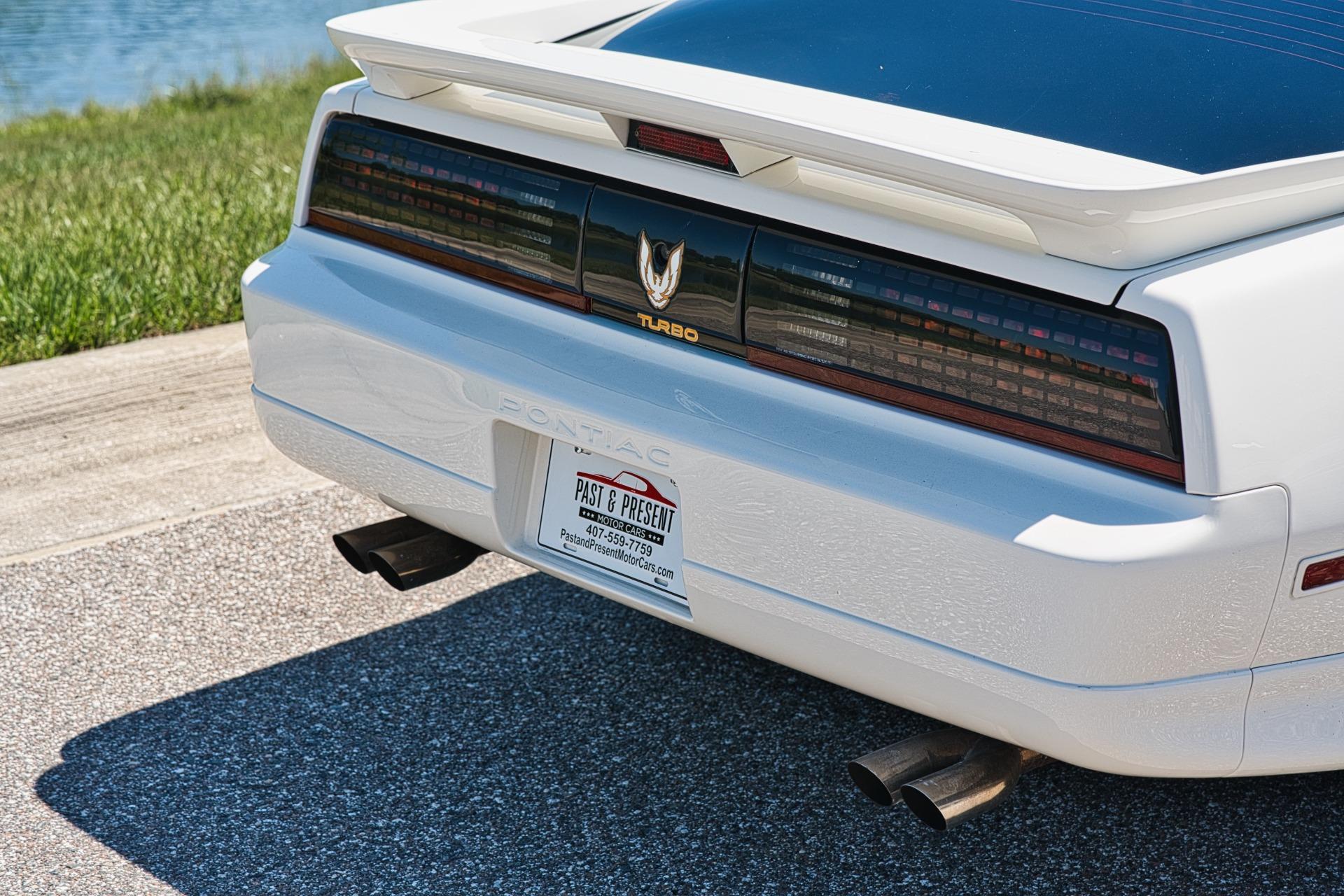 1989 Pontiac Trans AM 43