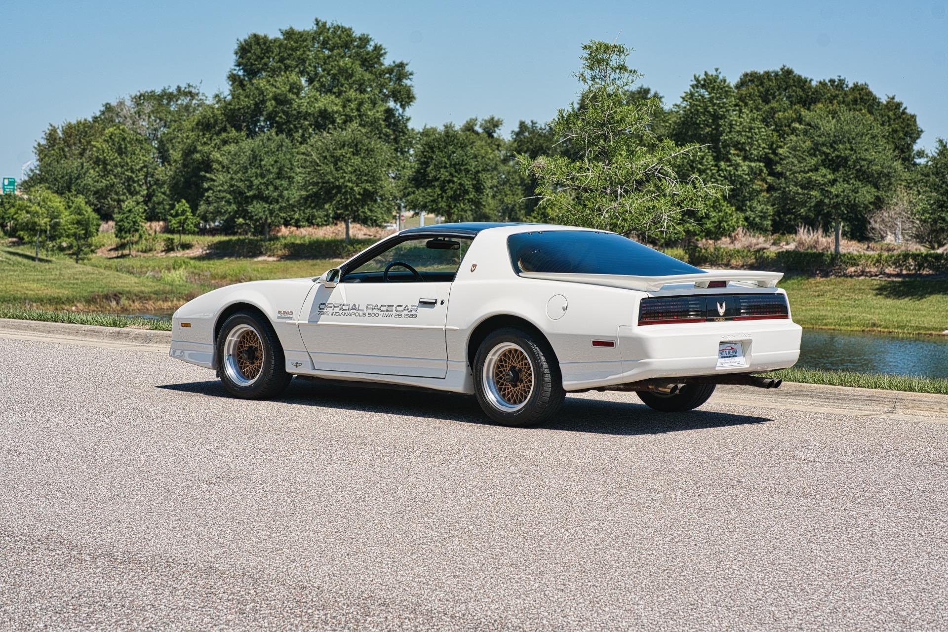 1989 Pontiac Trans AM 26