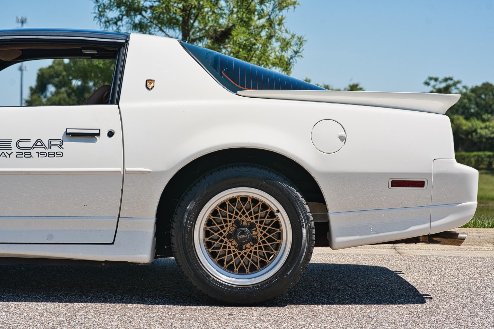 1989 Pontiac Trans AM 36