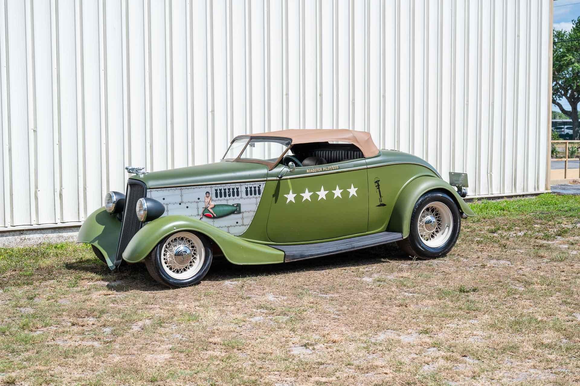 1933 Ford  Coupe 13