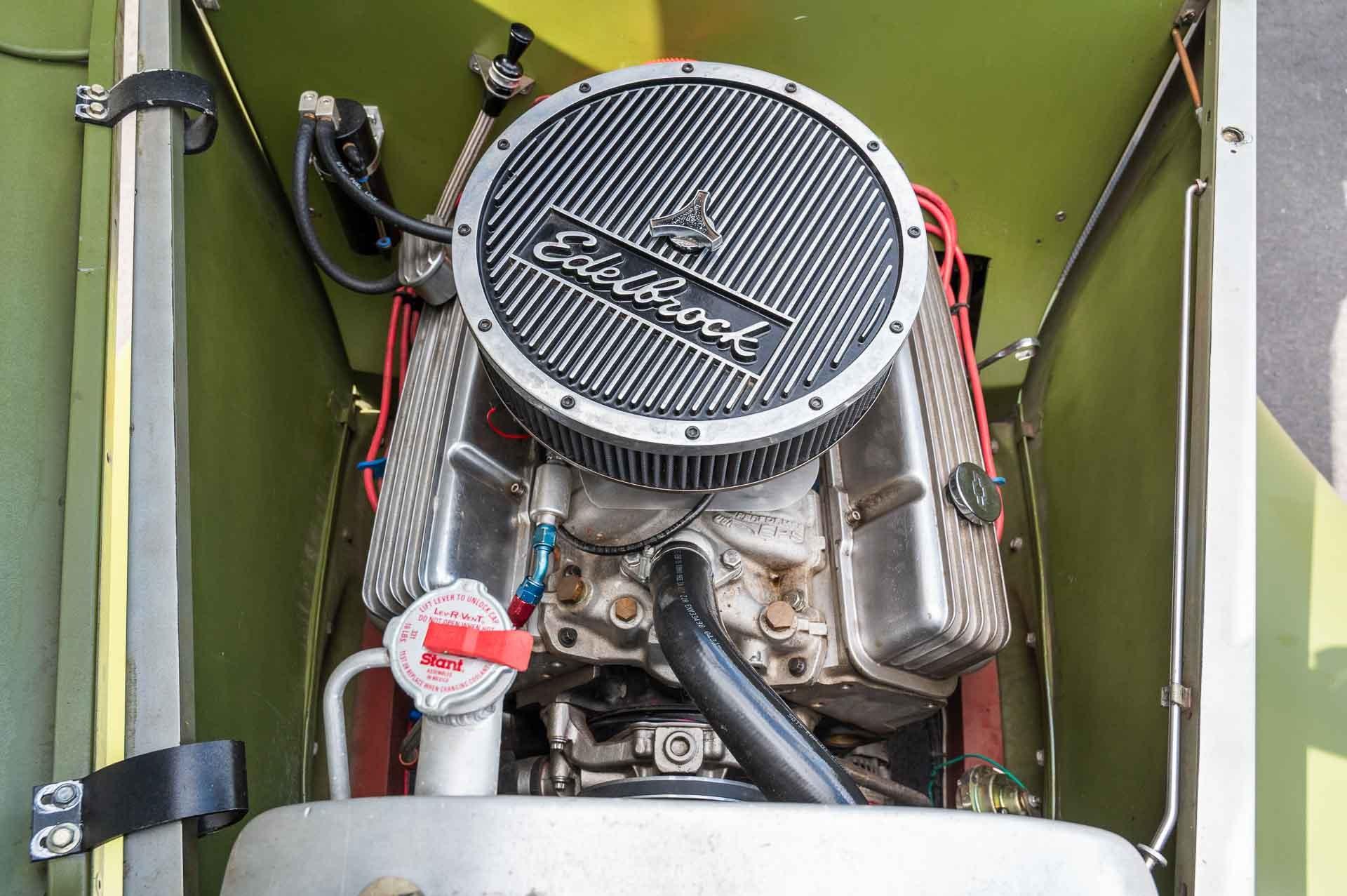 1933 Ford  Coupe 69