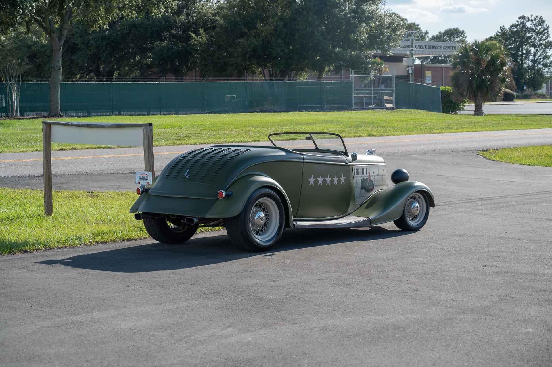 1933 Ford  Roadster 111