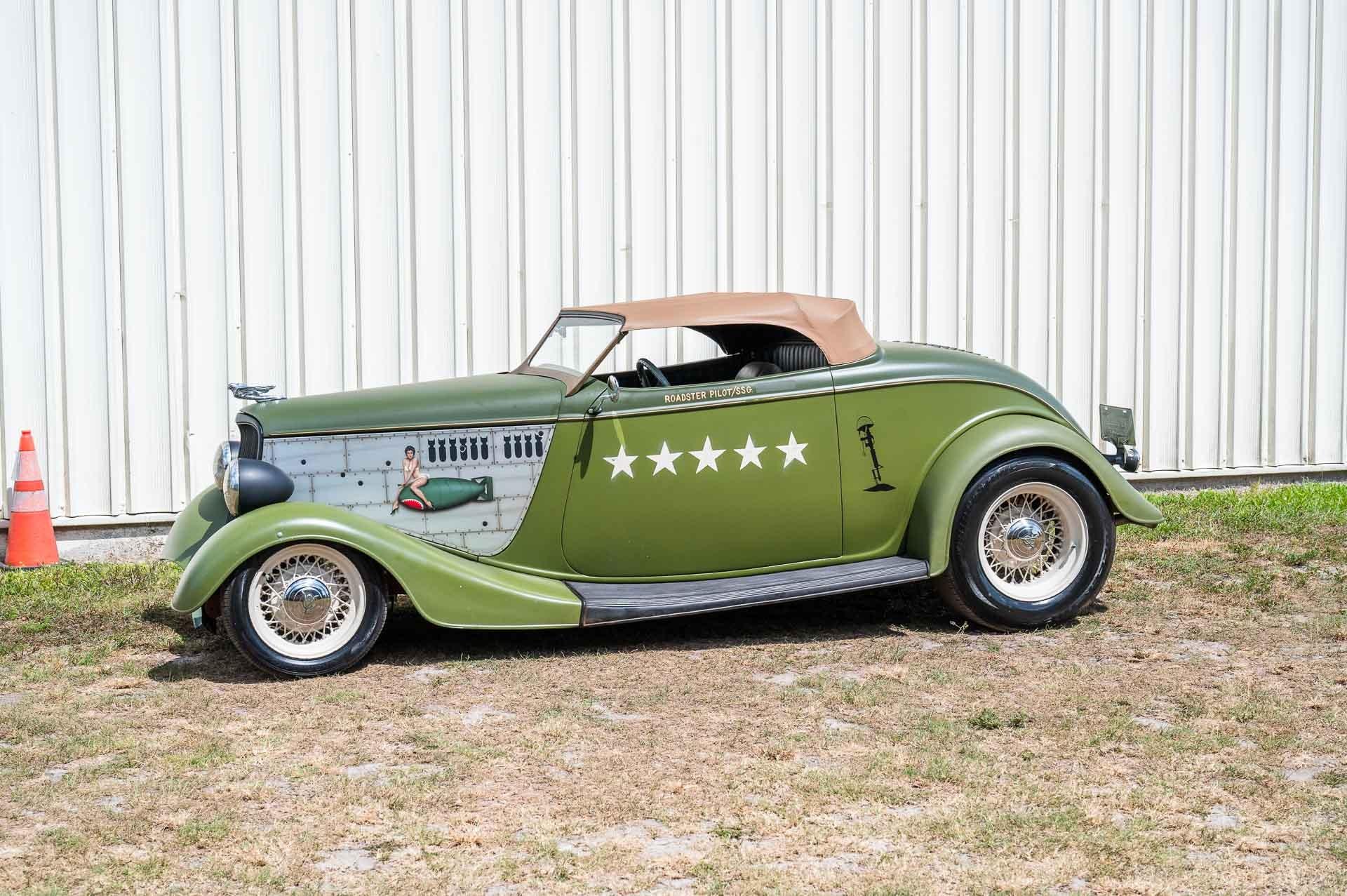 1933 Ford  Coupe 14