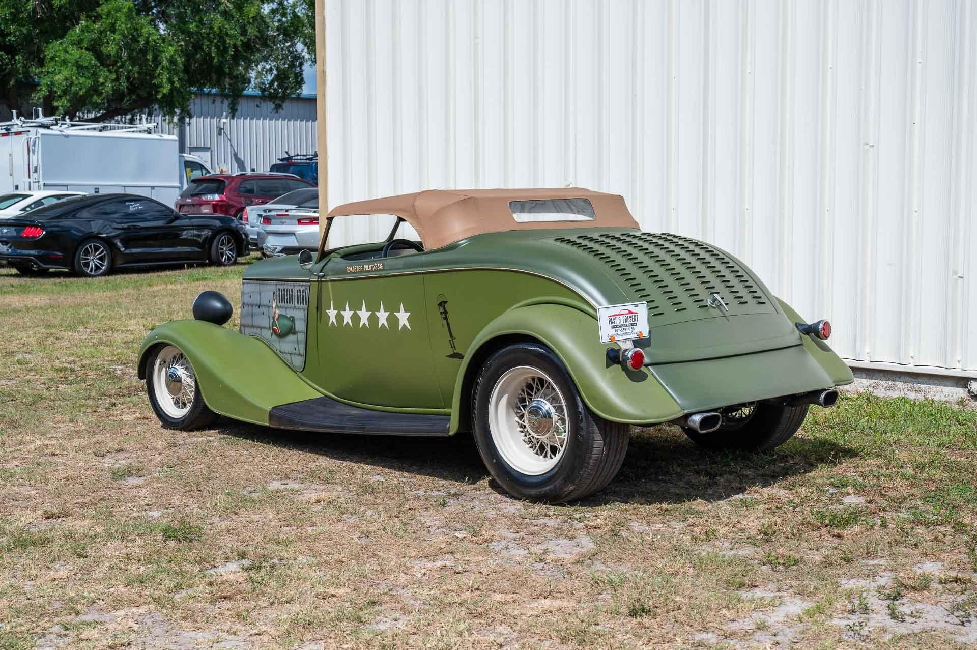 1933 Ford  Coupe 16