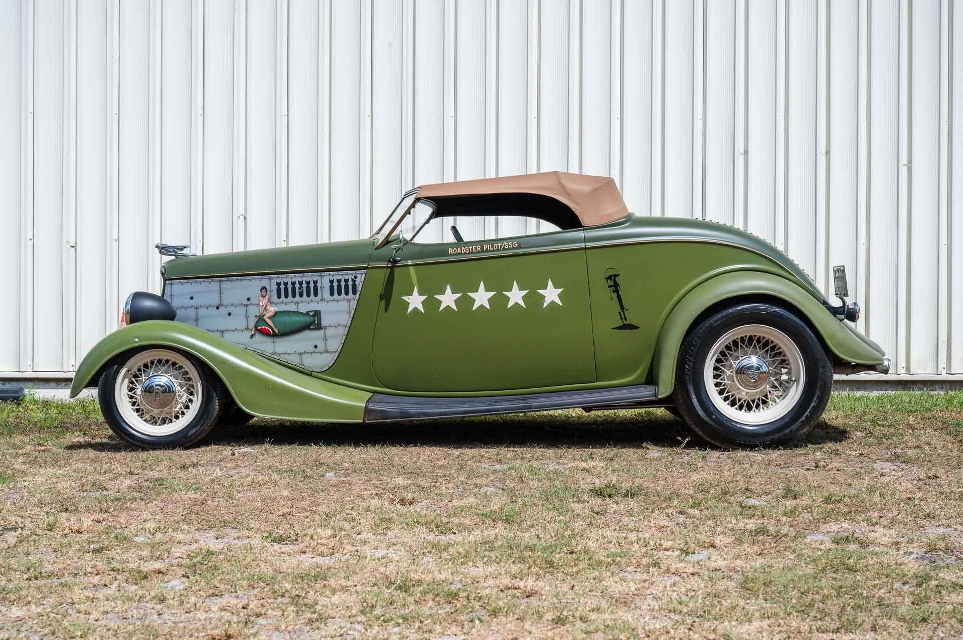 1933 Ford  Coupe 15