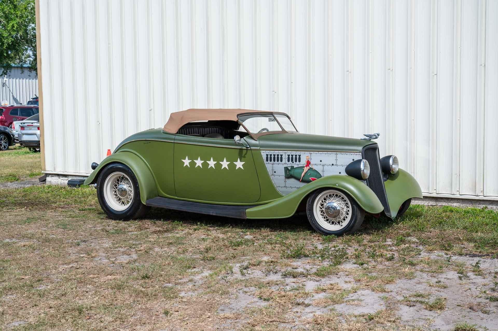 1933 Ford  Coupe 31