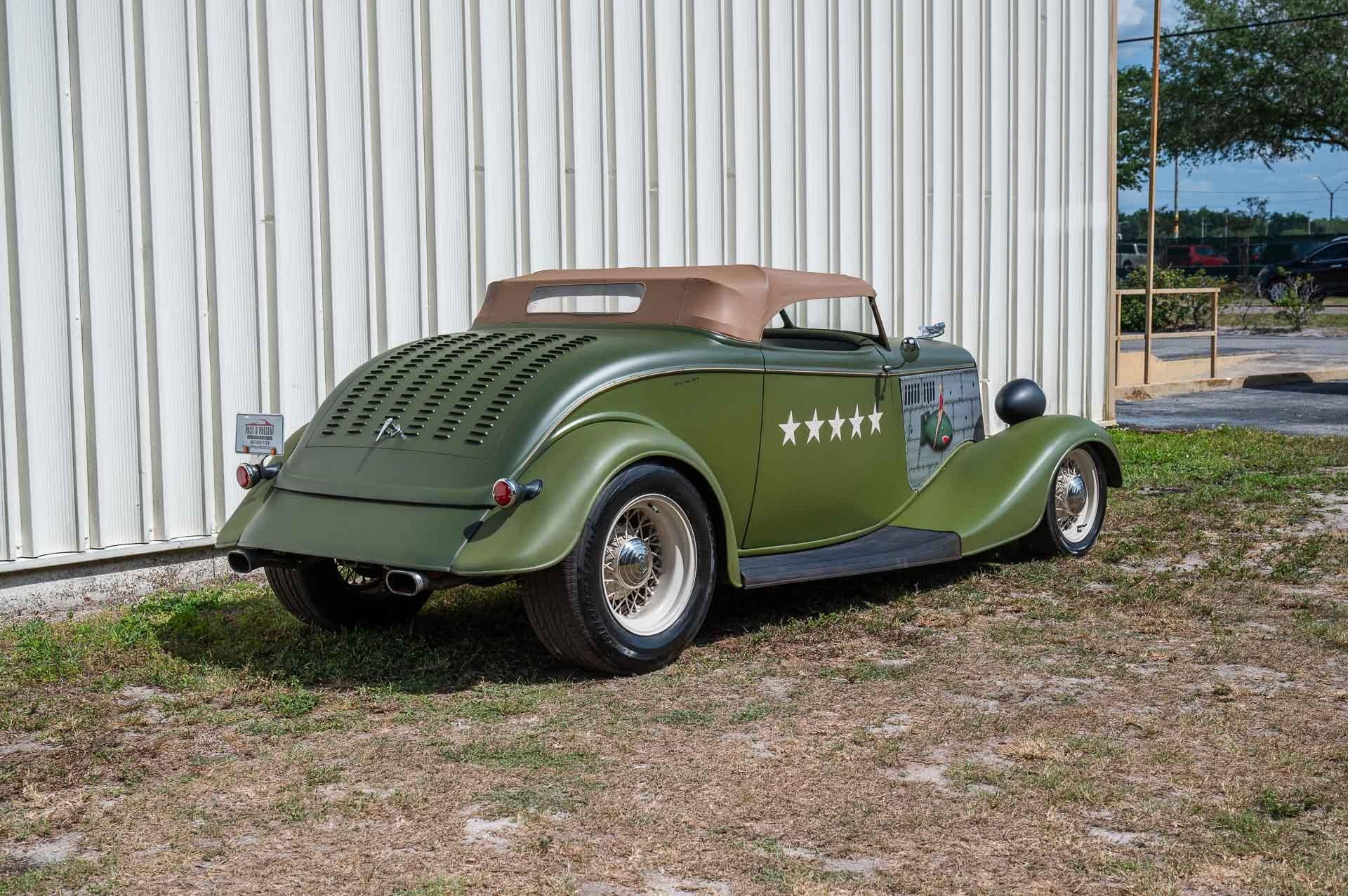 1933 Ford  Coupe 35