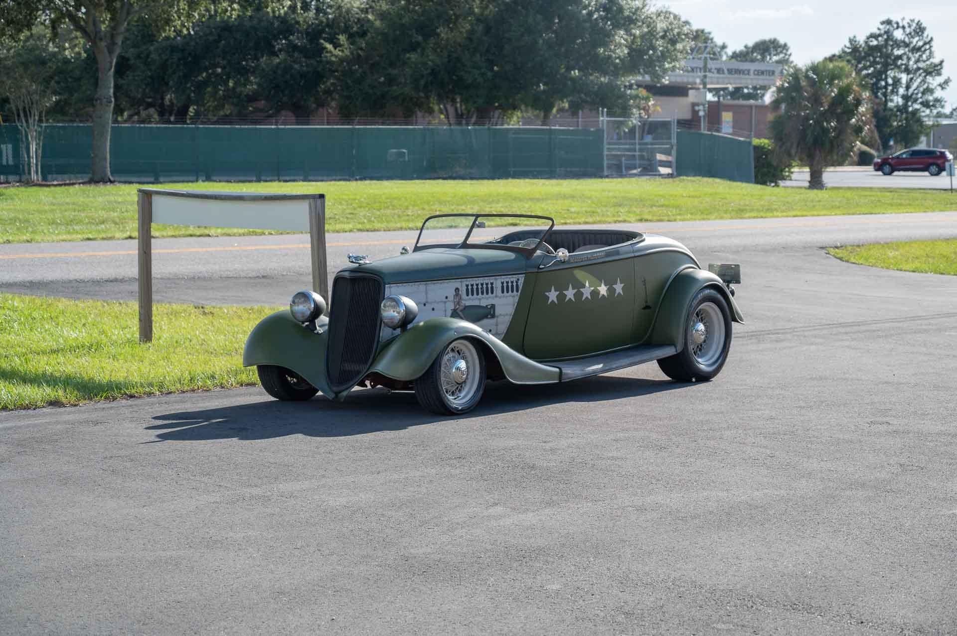 1933 Ford  Roadster 108