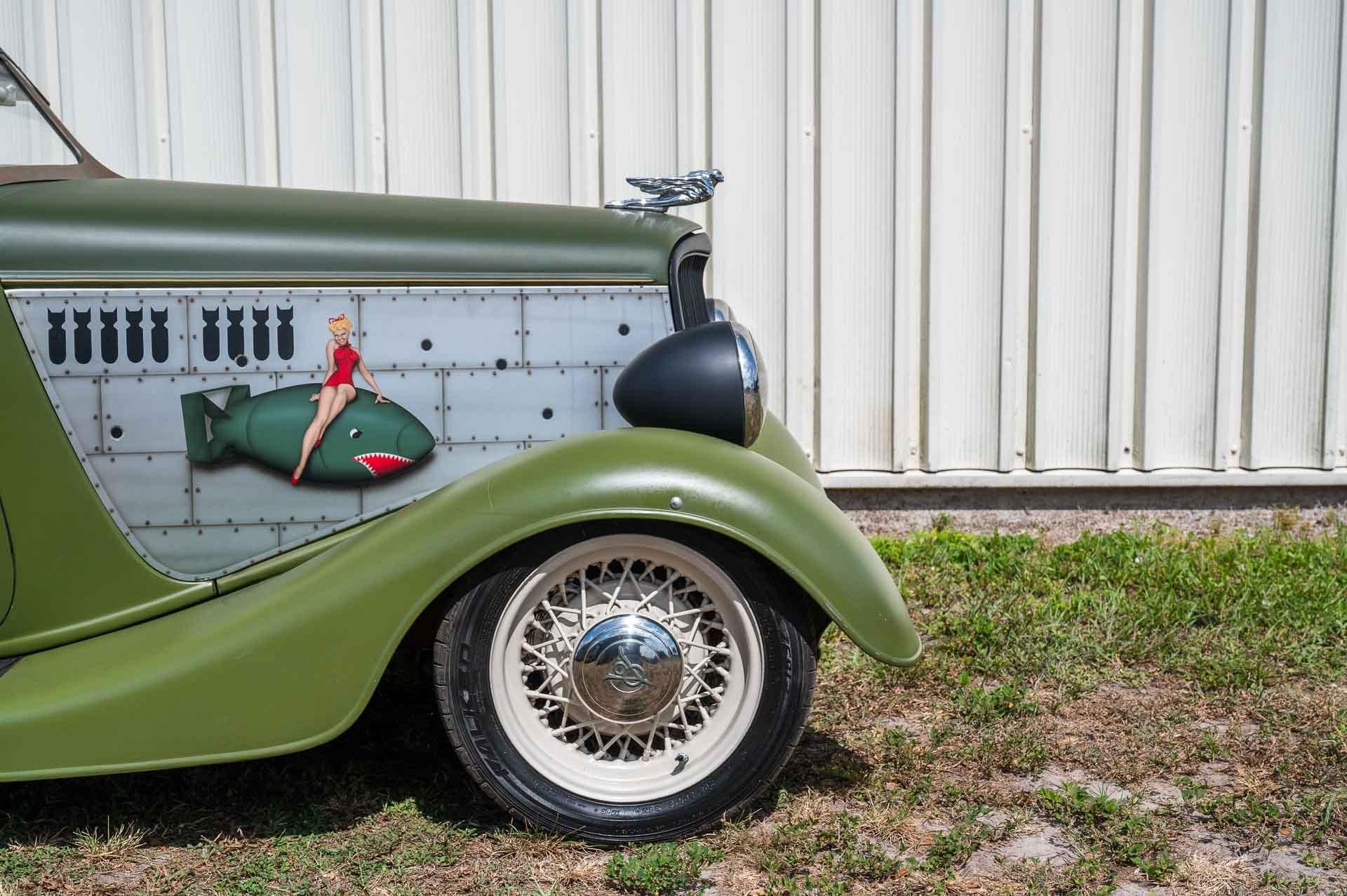 1933 Ford  Coupe 40