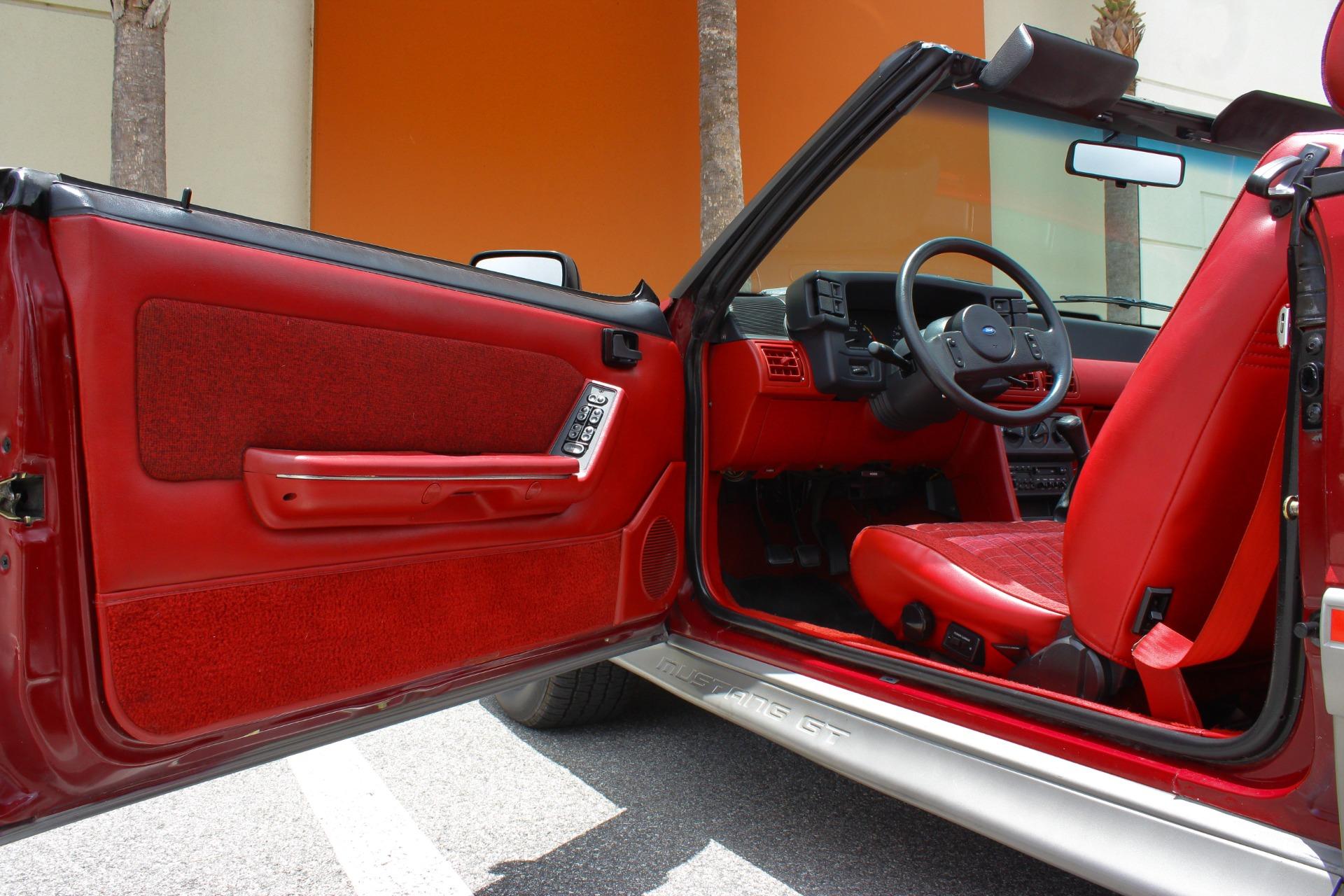 1988 Ford Mustang GT 60