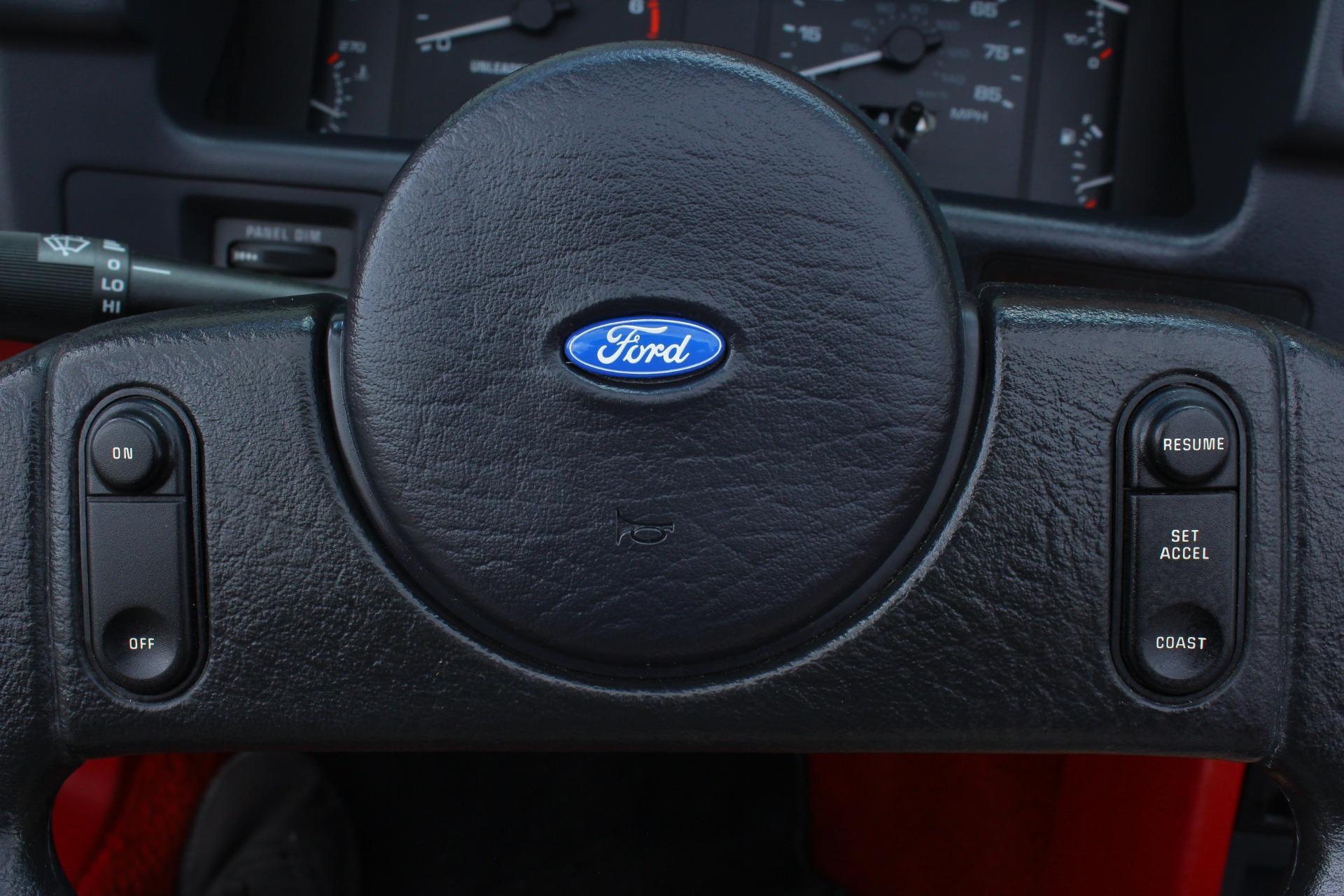 1988 Ford Mustang GT 82