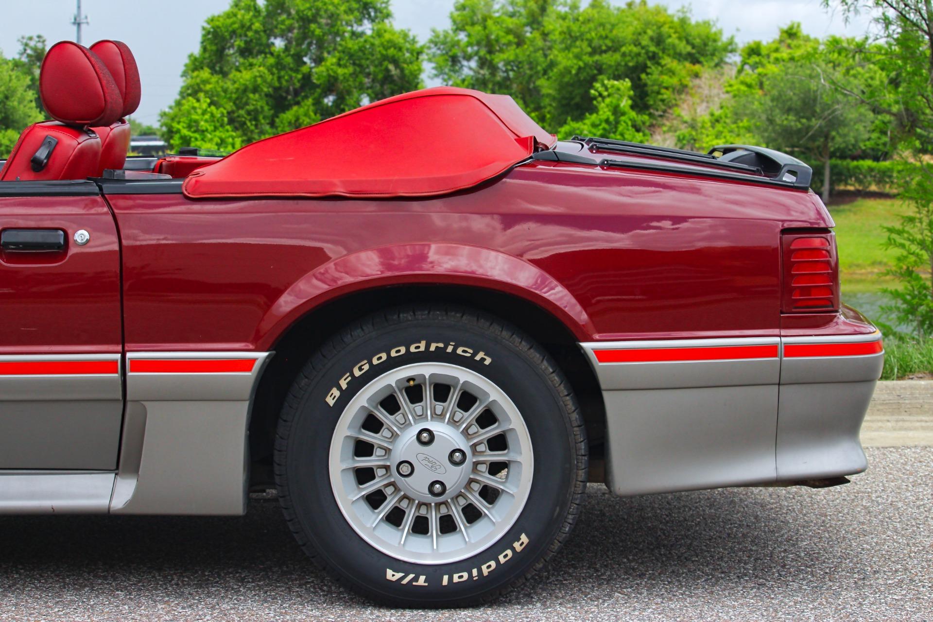 1988 Ford Mustang GT 28