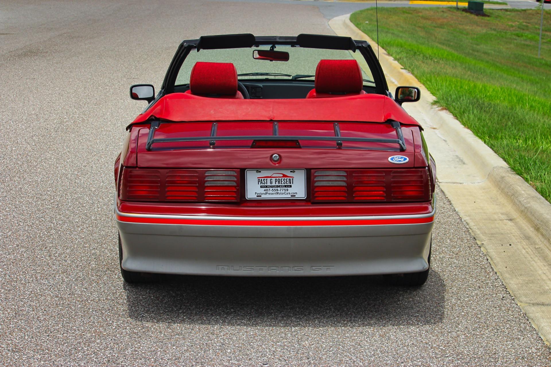 1988 Ford Mustang GT 4
