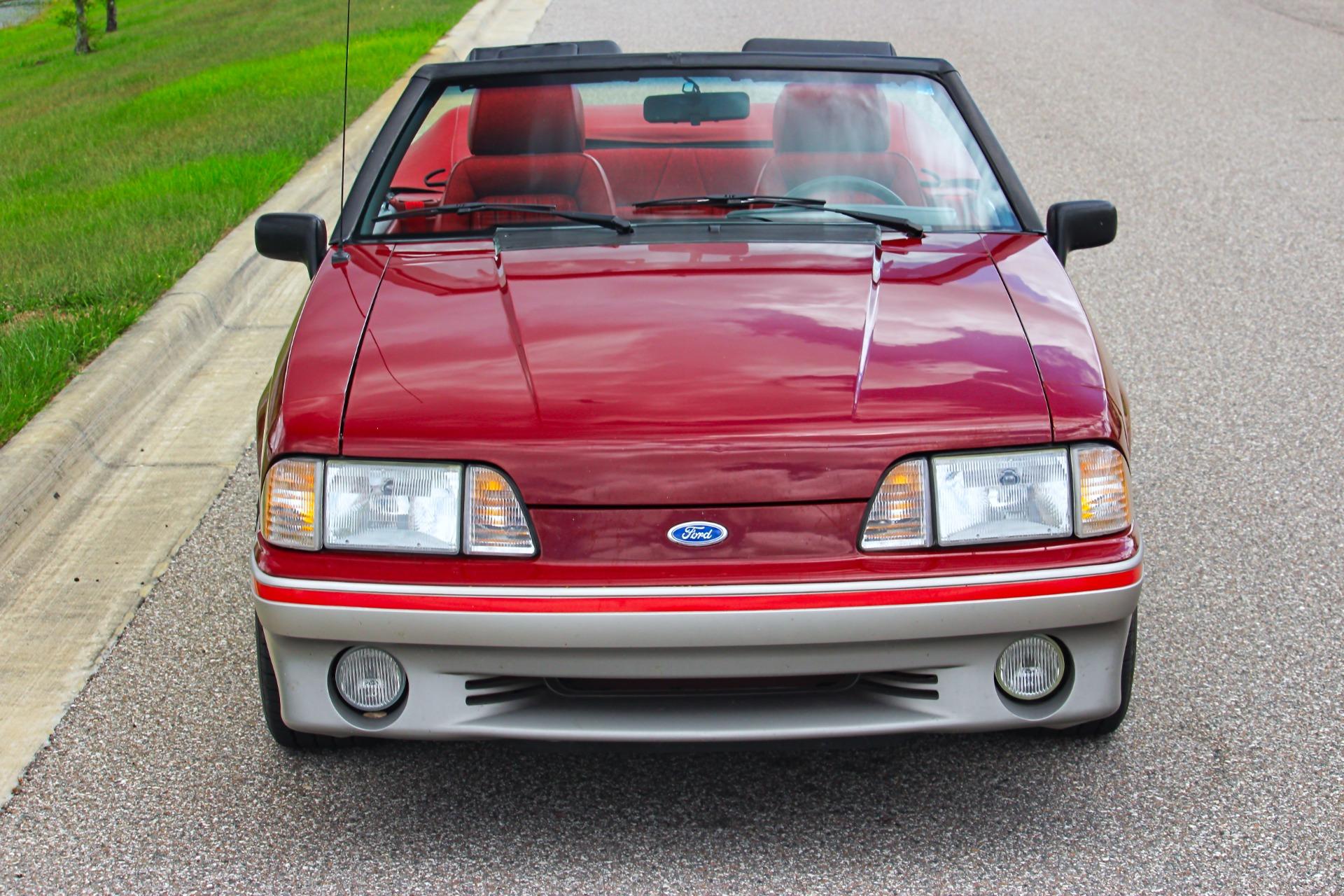 1988 Ford Mustang GT 8