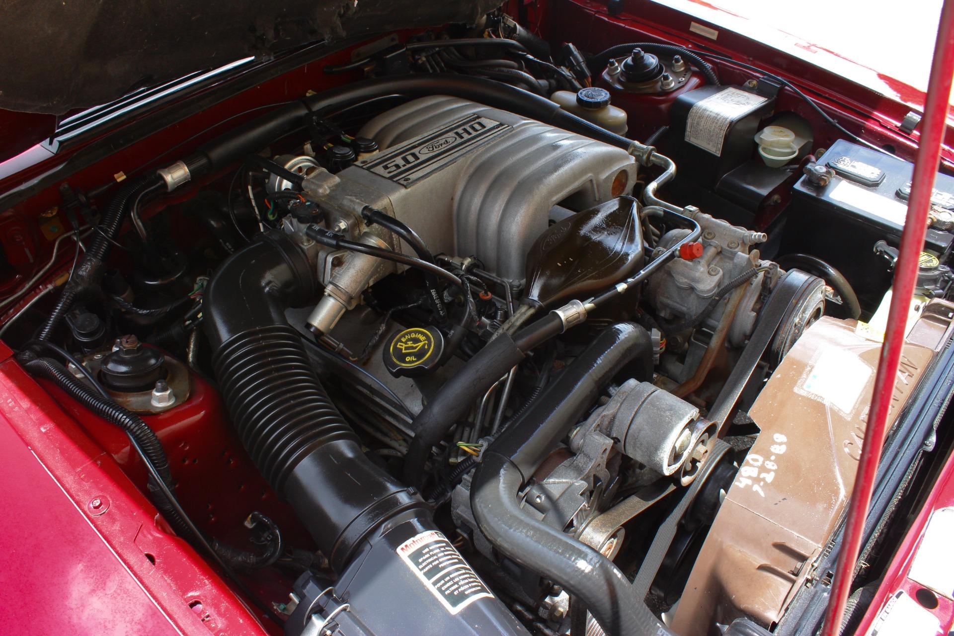 1988 Ford Mustang GT 17