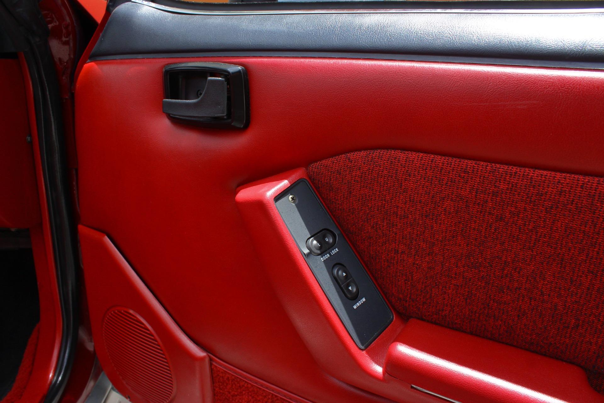 1988 Ford Mustang GT 70