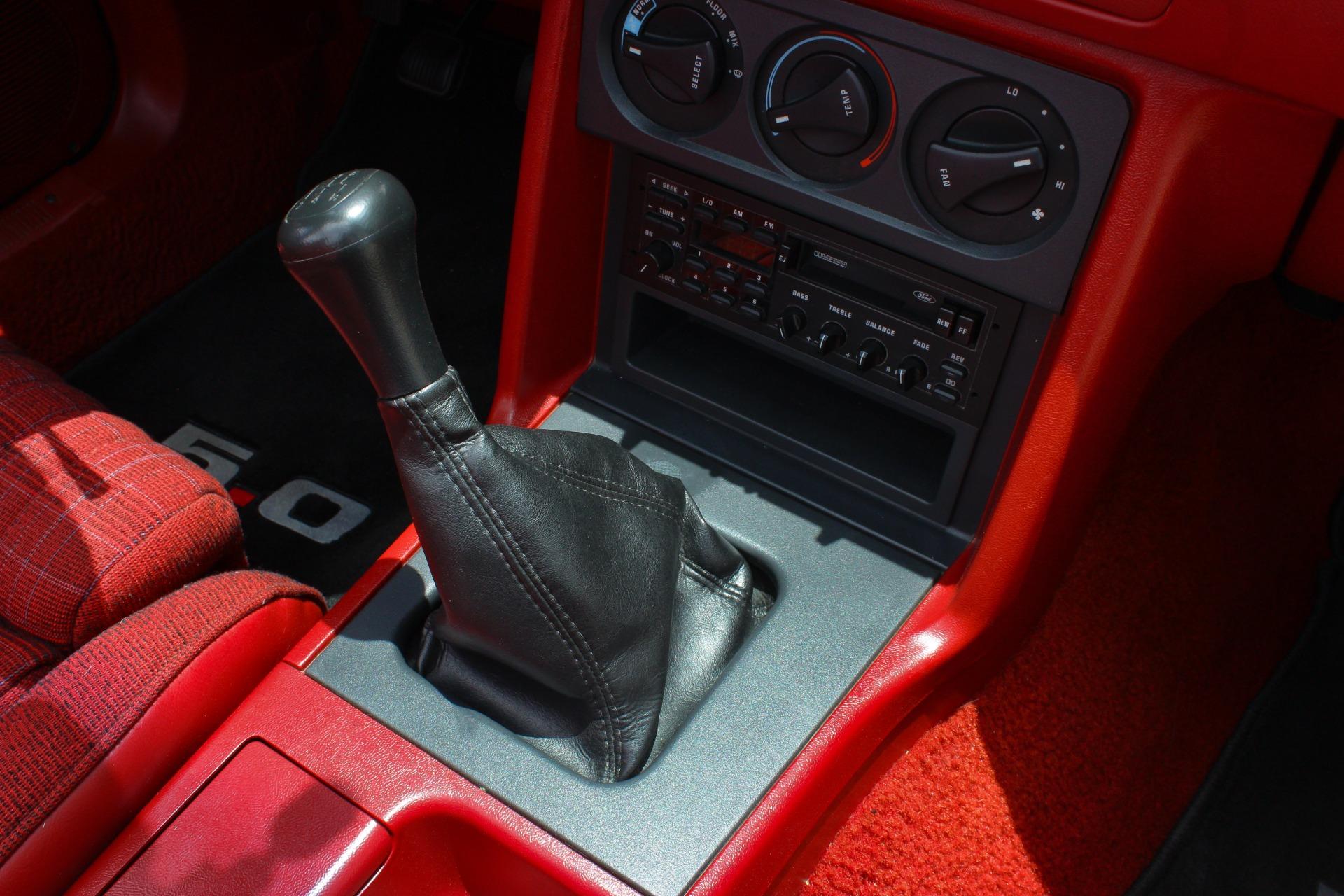 1988 Ford Mustang GT 77