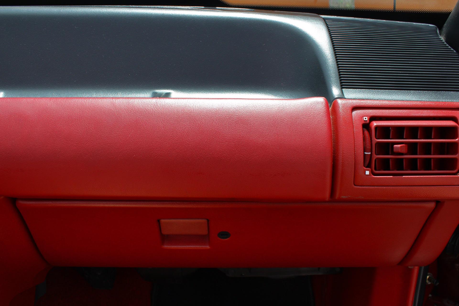 1988 Ford Mustang GT 76