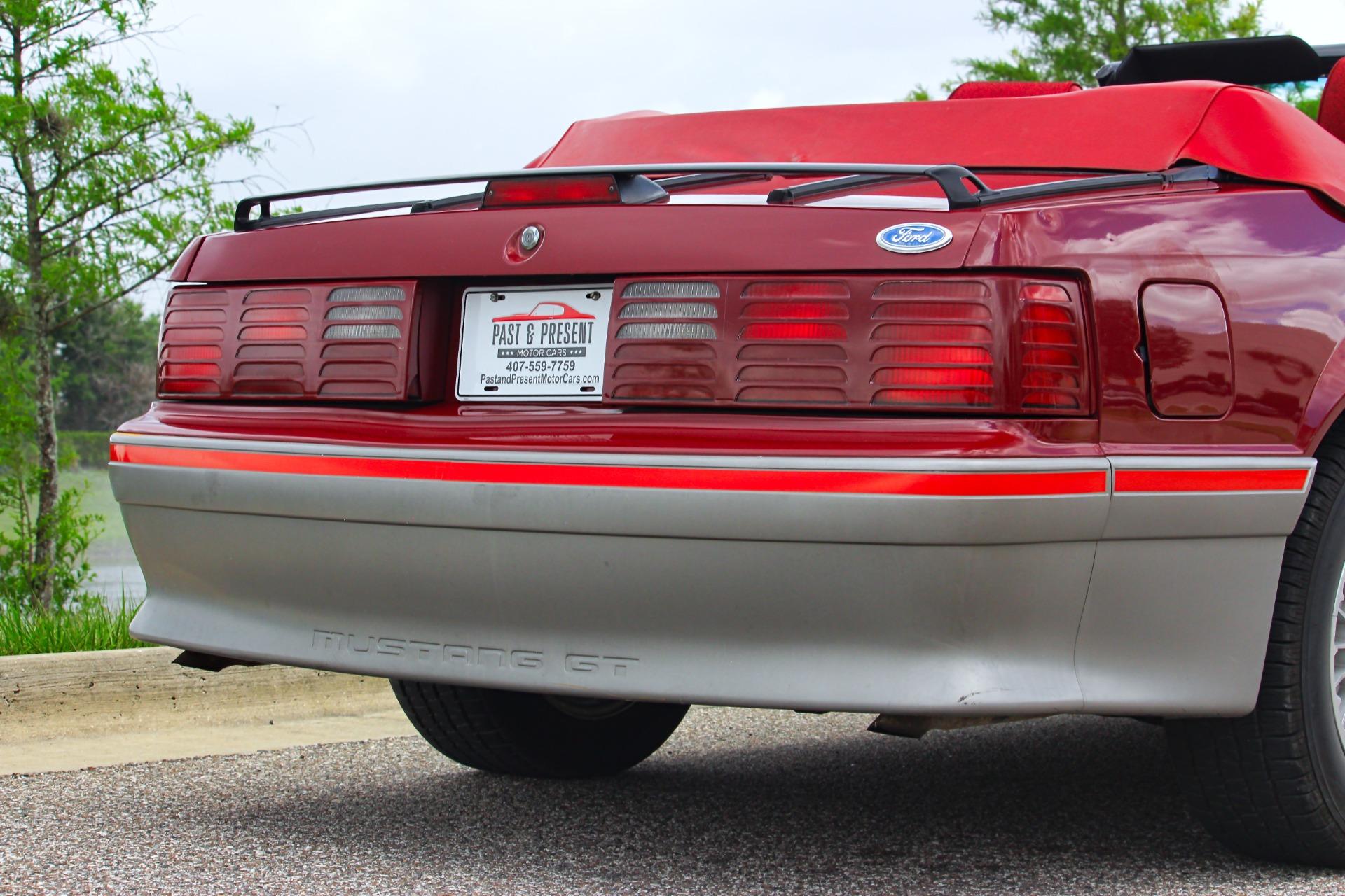 1988 Ford Mustang GT 57
