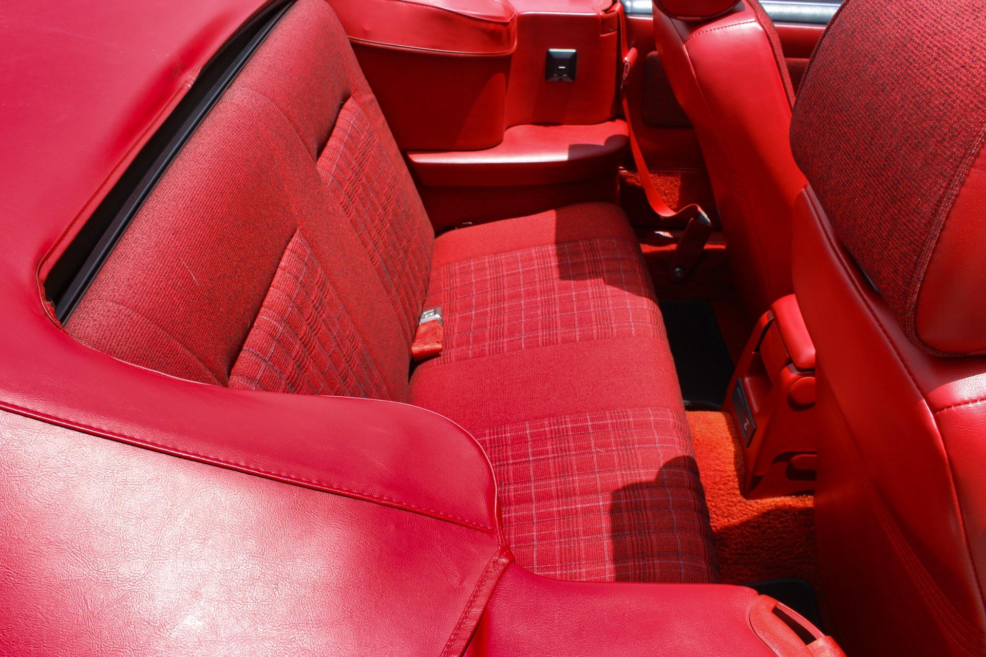 1988 Ford Mustang GT 14