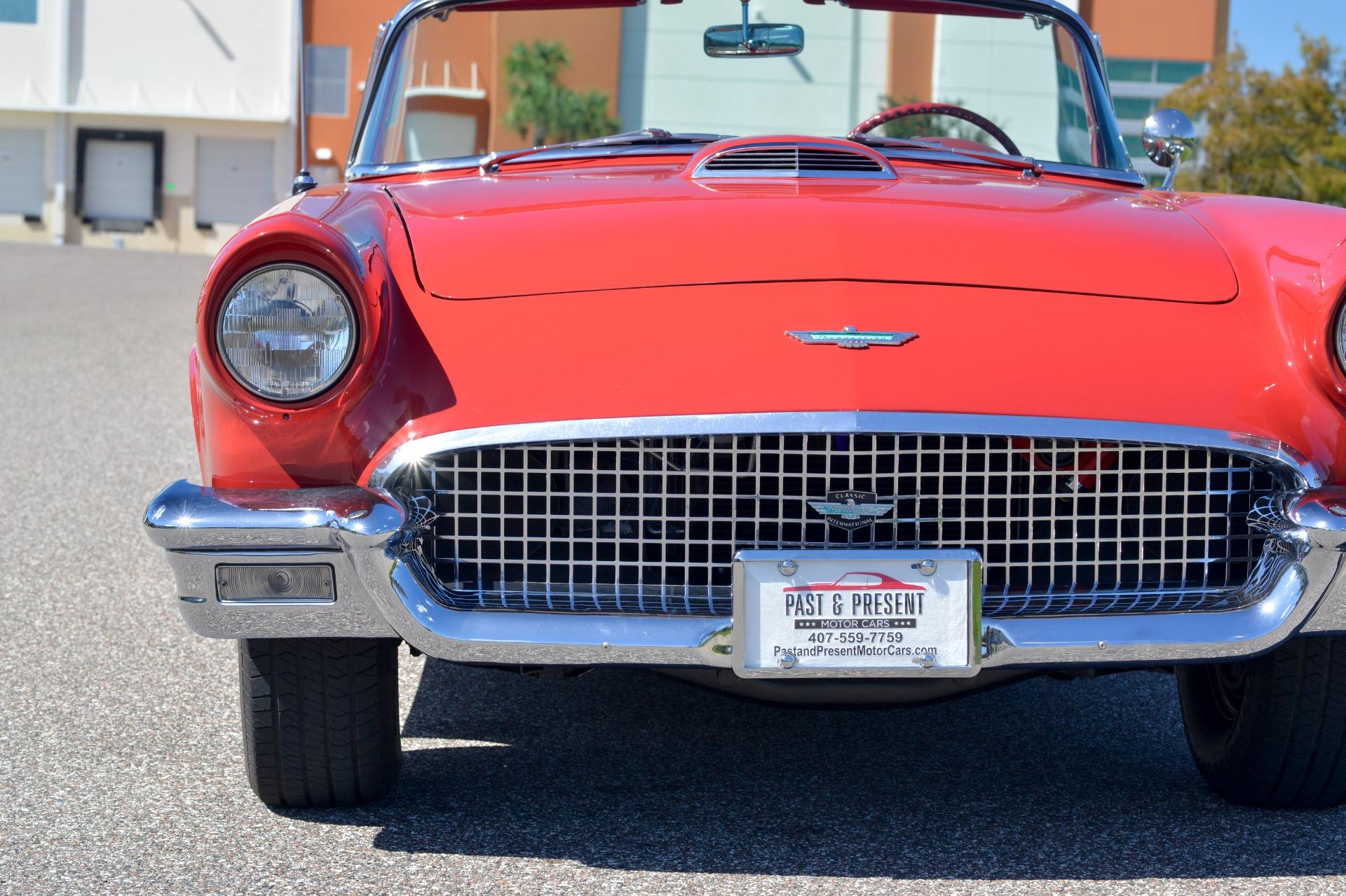 1957 Ford Thunderbird 40