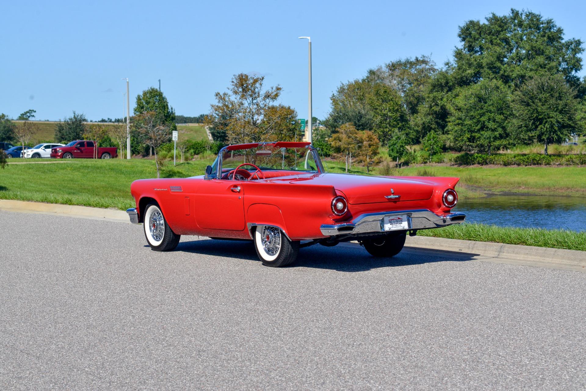 1957 Ford Thunderbird 25
