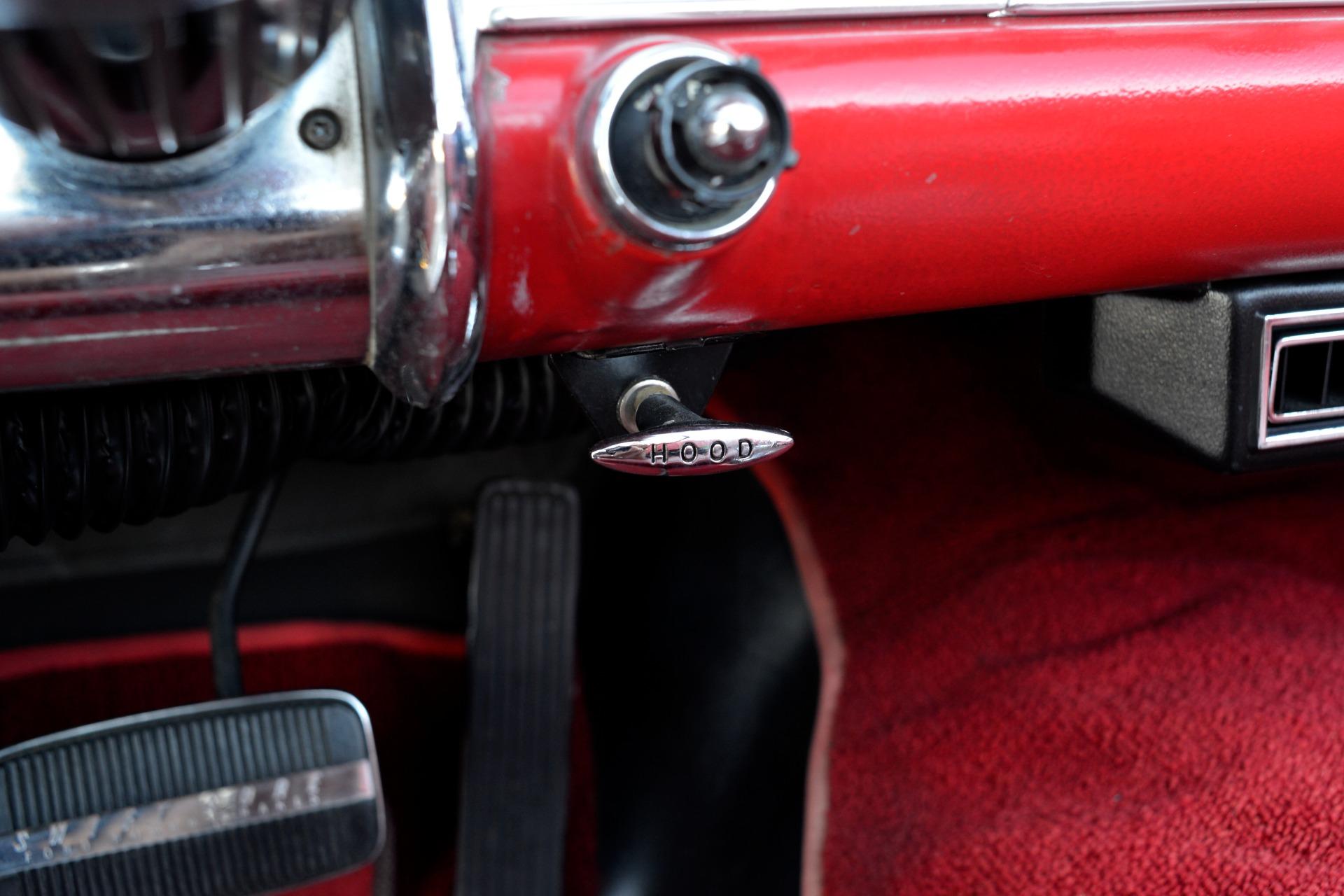 1957 Ford Thunderbird 78