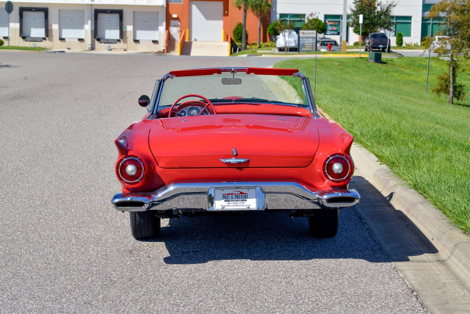 1957 Ford Thunderbird 26