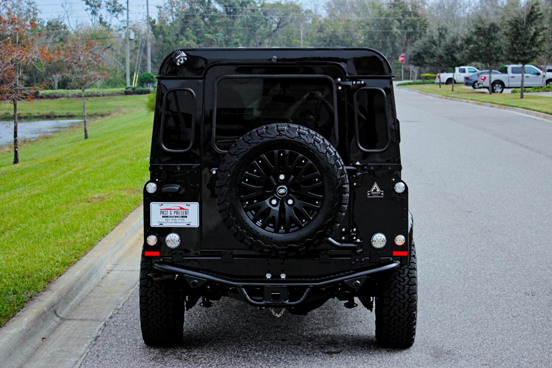 1989 Land Rover Defender 4