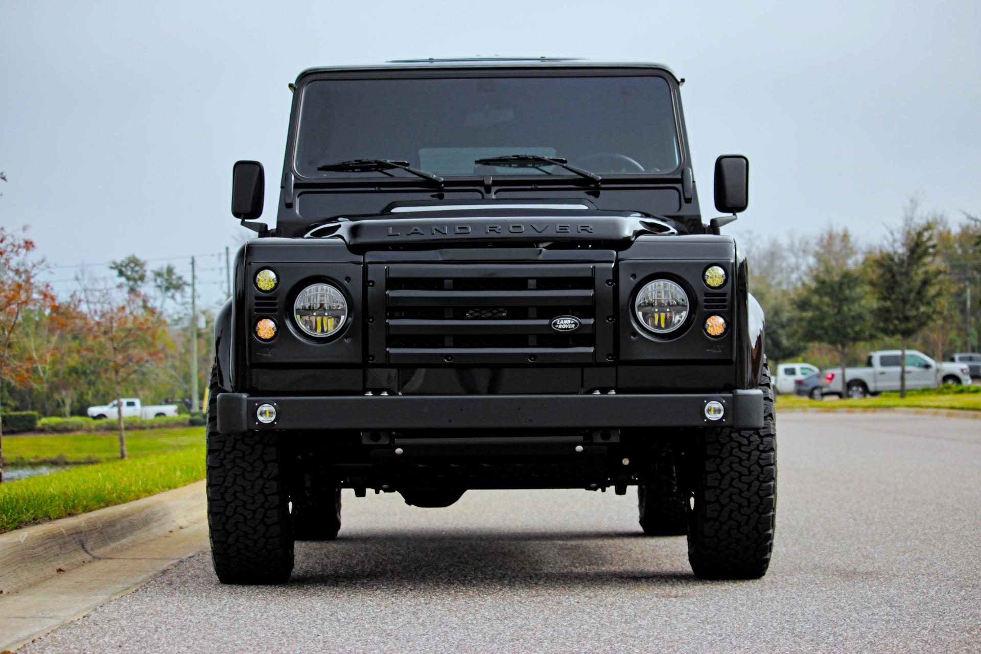 1989 Land Rover Defender 21