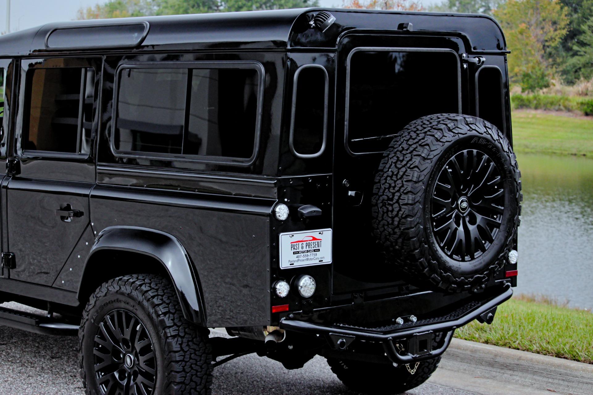 1989 Land Rover Defender 29
