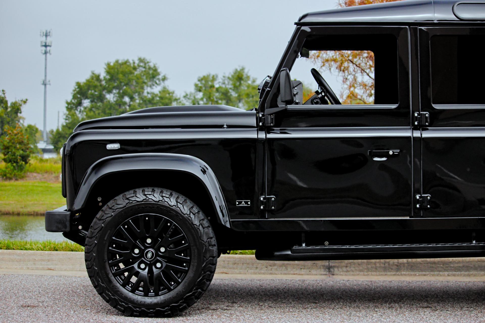 1989 Land Rover Defender 26
