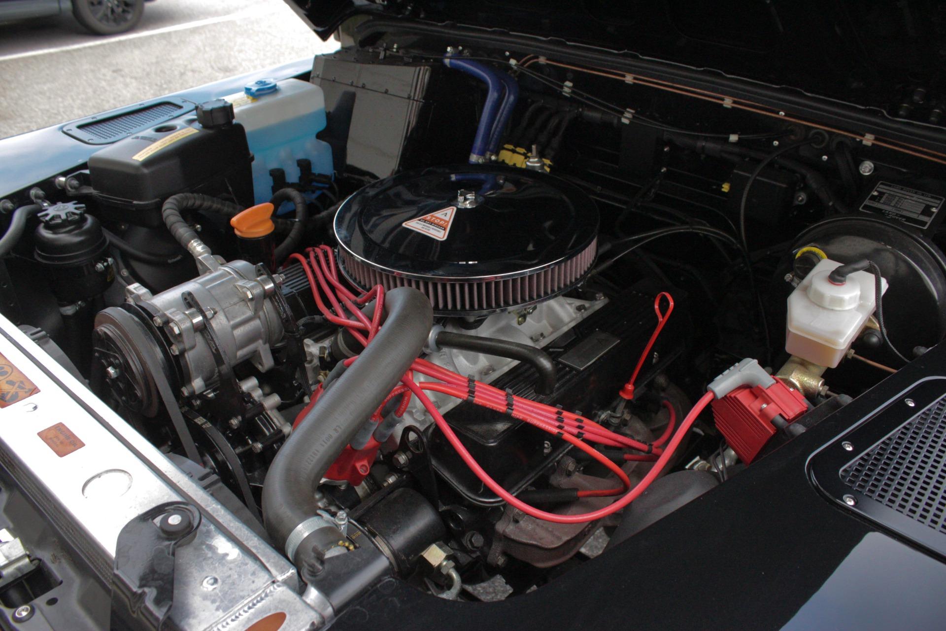 1989 Land Rover Defender 11