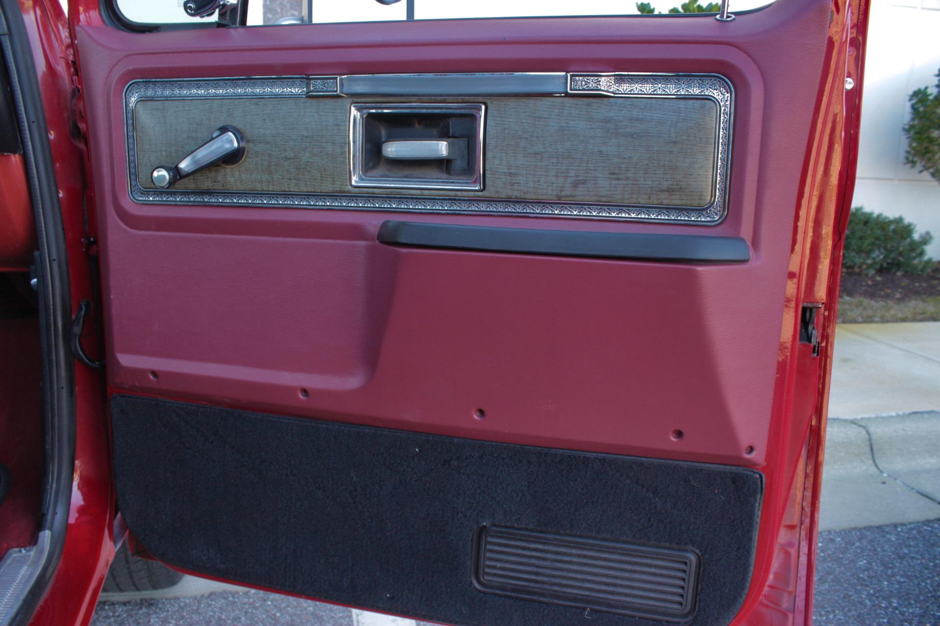 1977 Chevrolet C10 Silverado 47