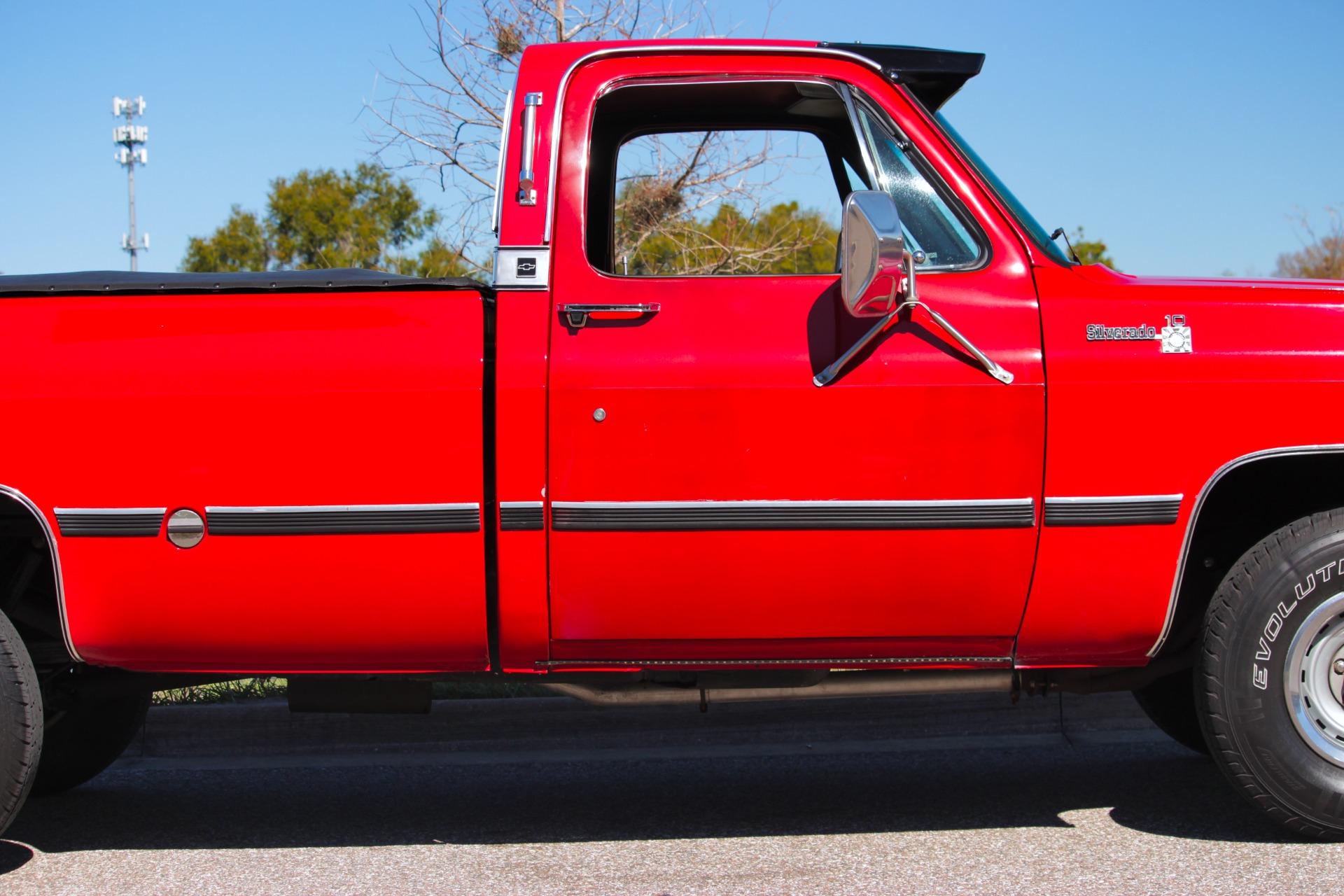 1977 Chevrolet C10 Silverado 36