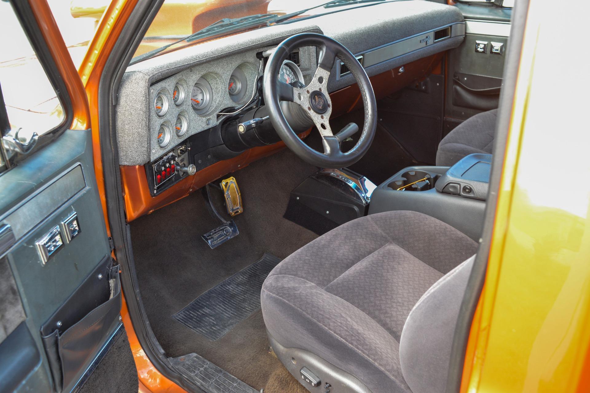 1983 Chevrolet C10 Stepside 53