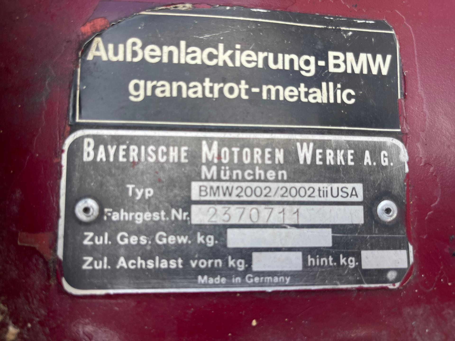 1976 BMW  2002 27