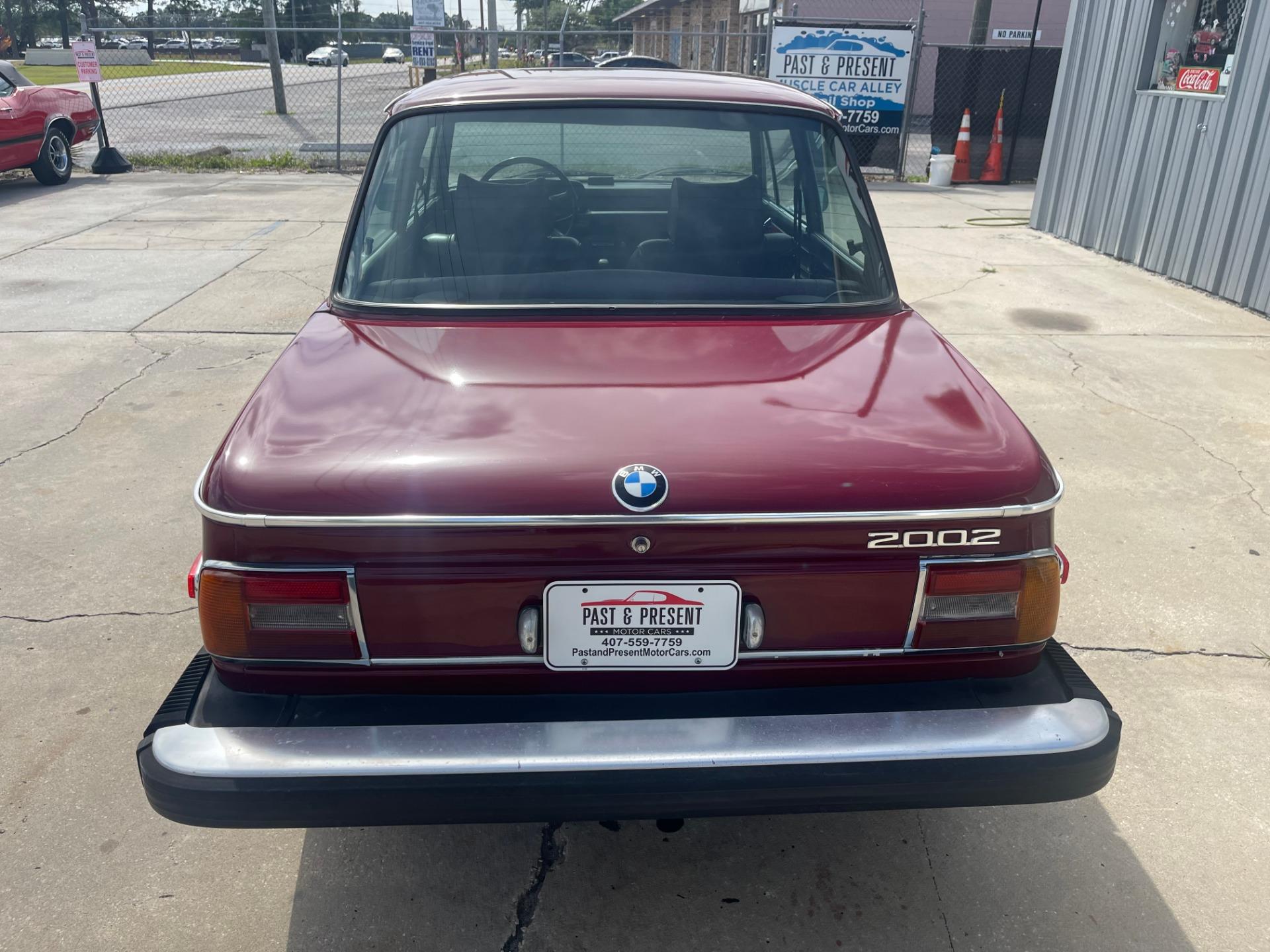 1976 BMW  2002 16