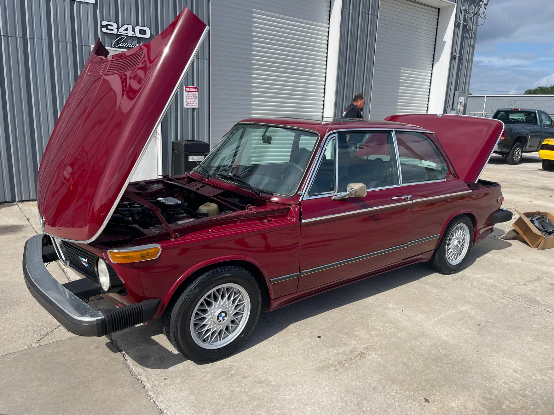 1976 BMW  2002 28